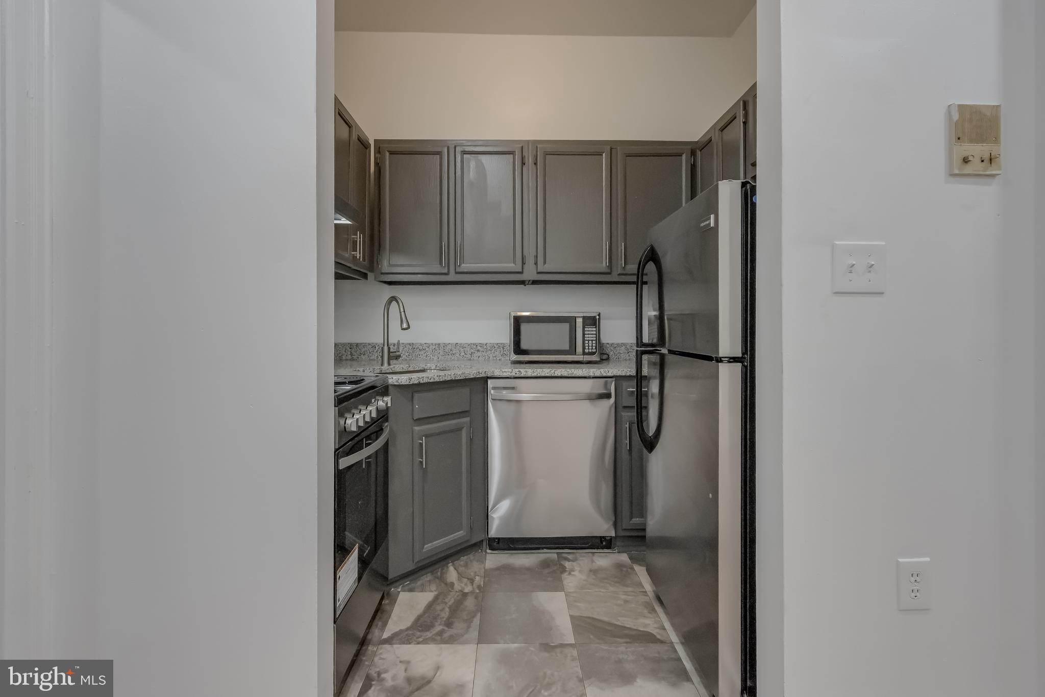 MOUNT VERNON PLACE HISTORIC DISTRICT - Residential Lease
