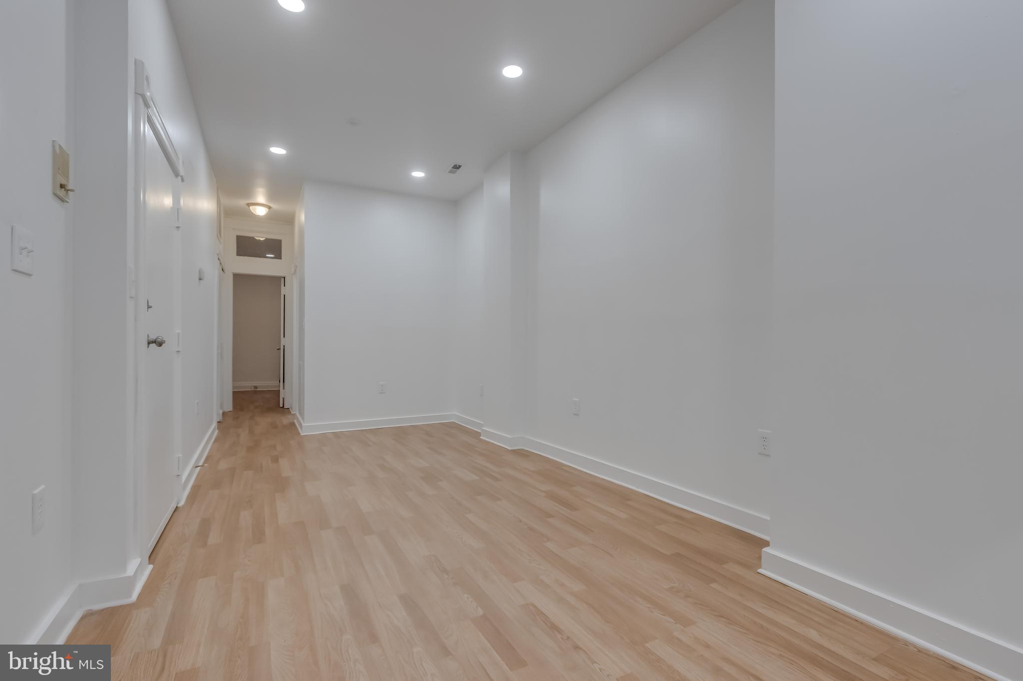 MOUNT VERNON PLACE HISTORIC DISTRICT - Residential Lease