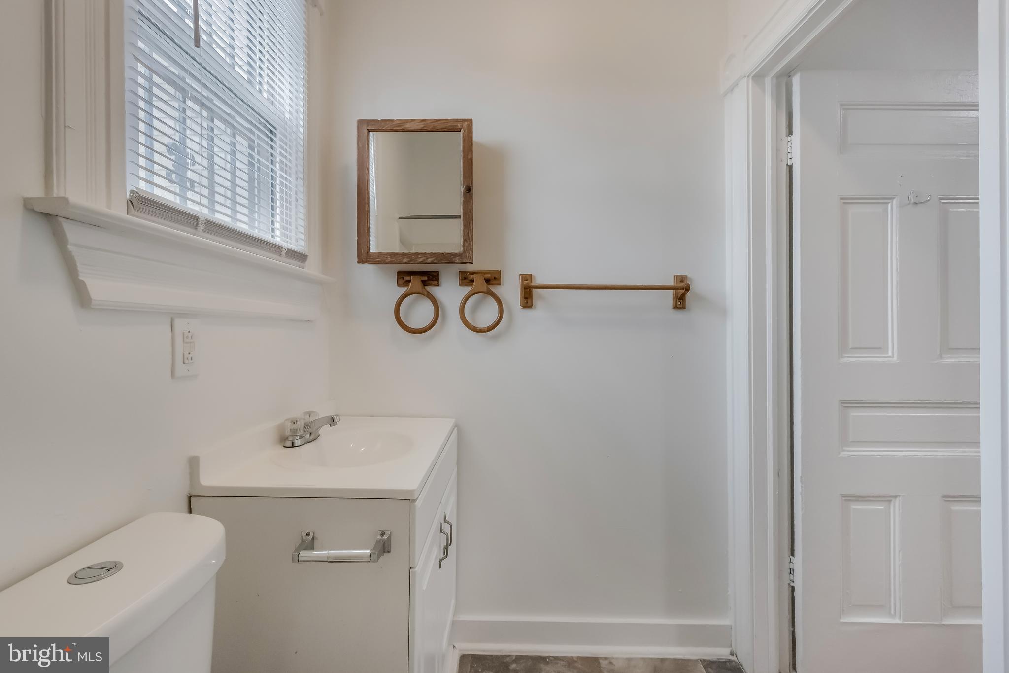 MOUNT VERNON PLACE HISTORIC DISTRICT - Residential Lease