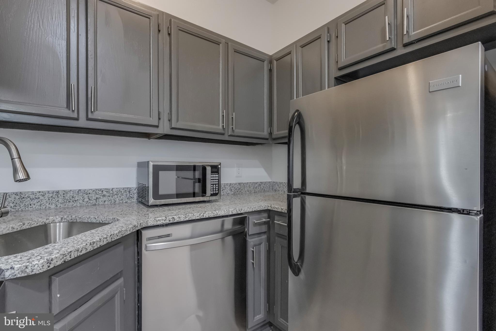 MOUNT VERNON PLACE HISTORIC DISTRICT - Residential Lease