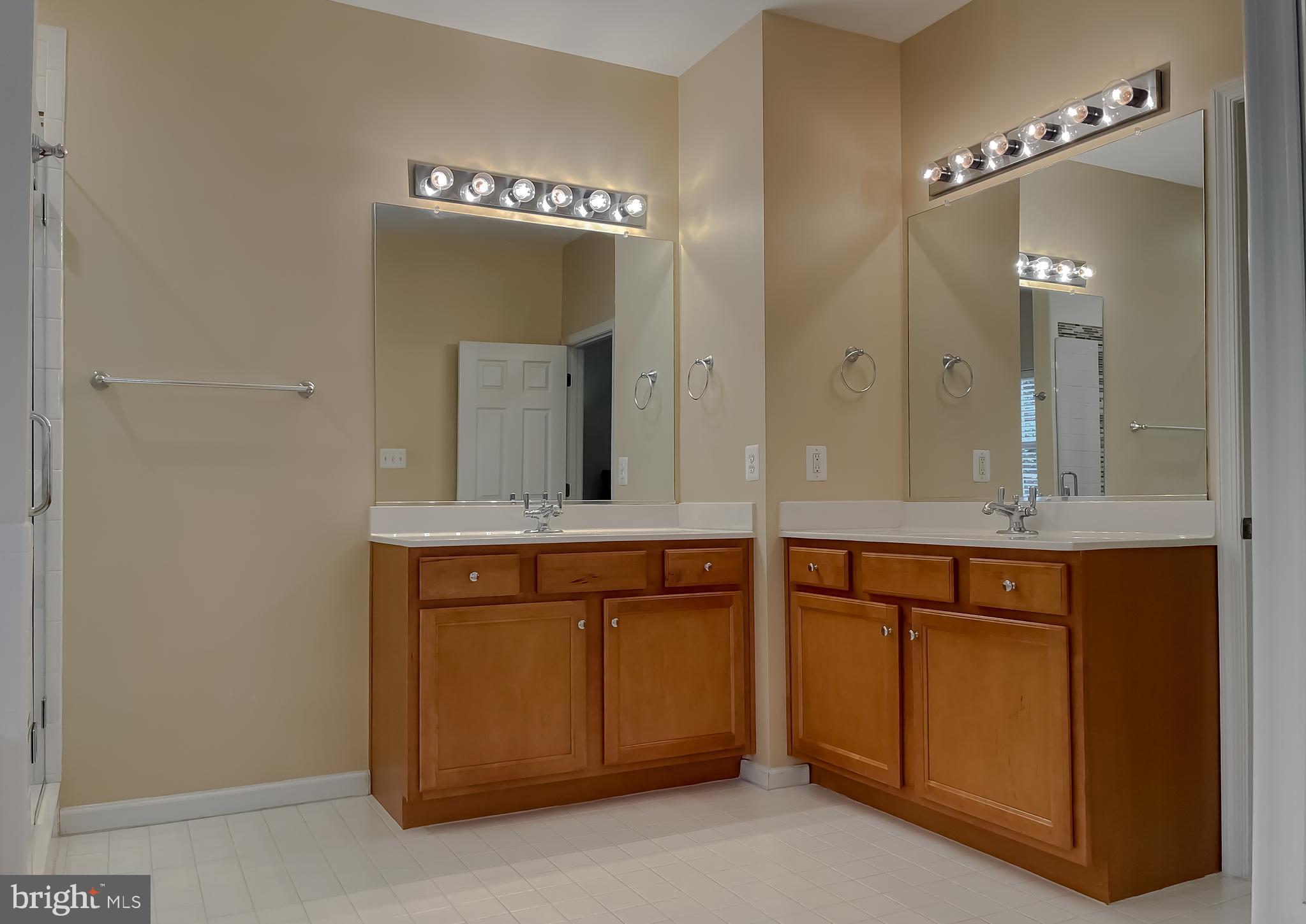 DAHLIA PARK OF WILDEWOOD - Residential