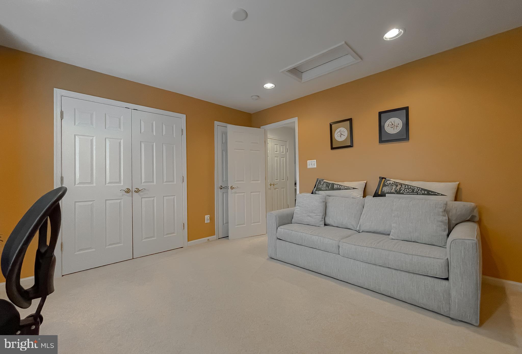 DAHLIA PARK OF WILDEWOOD - Residential