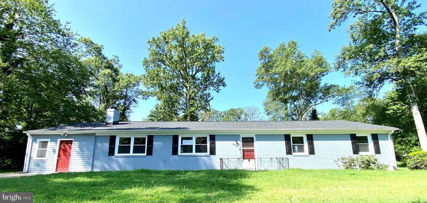 Back to Active (loan fell through last minute).  New Roof. Freshly remodeled gorgeous home in a quiet community sitting on one acre lot. Bright 2100-sf spacious 3 Bedrooms 2 bath all on ground floor. Huge family room and nice dining room space. Large Kitchen with lots of new cabinets and plenty of clean-look quartz counter top. Nice-size walk-in pantry and plenty of closets. Bonus office space and extra den. New stainless steel appliances.  New bathrooms, vanities, tiles, plumbing accessories. All new lighting fixtures. New washer/dryer and hot water heater. Maintenance free gorgeous luxury vinyl plank floors through out.  New paint whole house interior and exterior. All new low-E Windows.  Solid water proofed exterior grading and interior parameter water proofing of crawl space. Nice backyard back to woods with Big shed. Community water well, new septic tanks.  You'll love this new home!