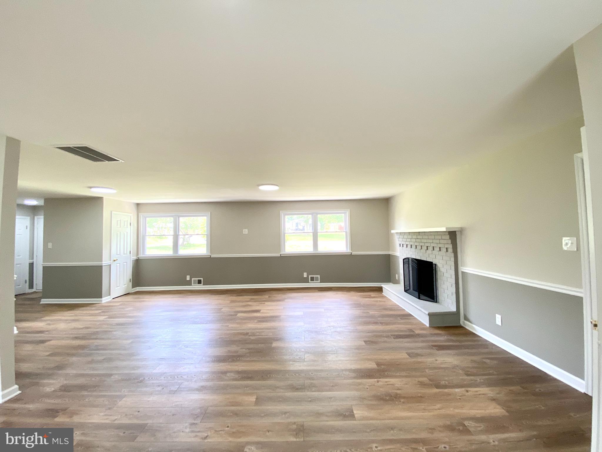 CAPITAL ESTATES - Residential