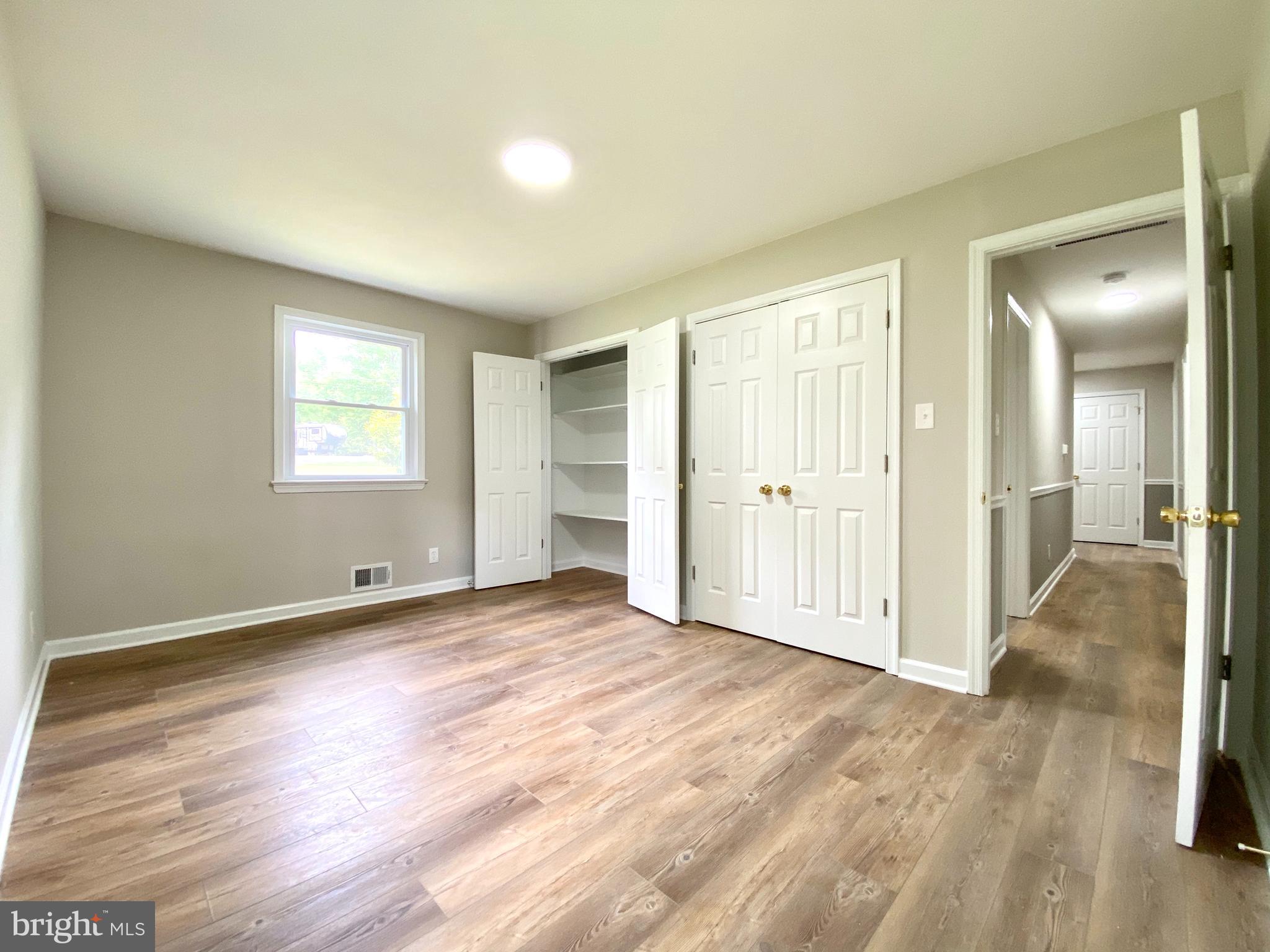 CAPITAL ESTATES - Residential