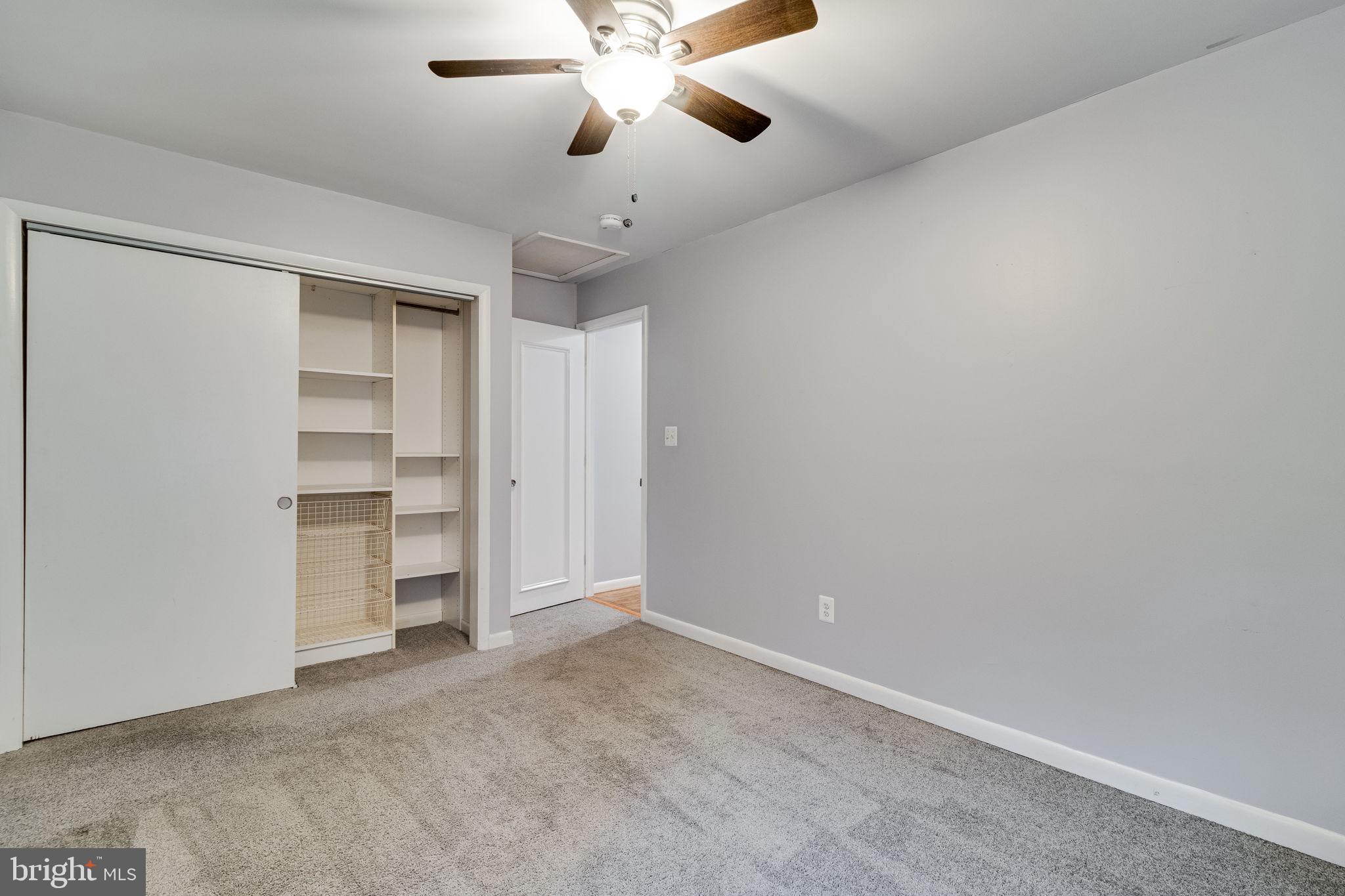 COVE LAKE - Residential