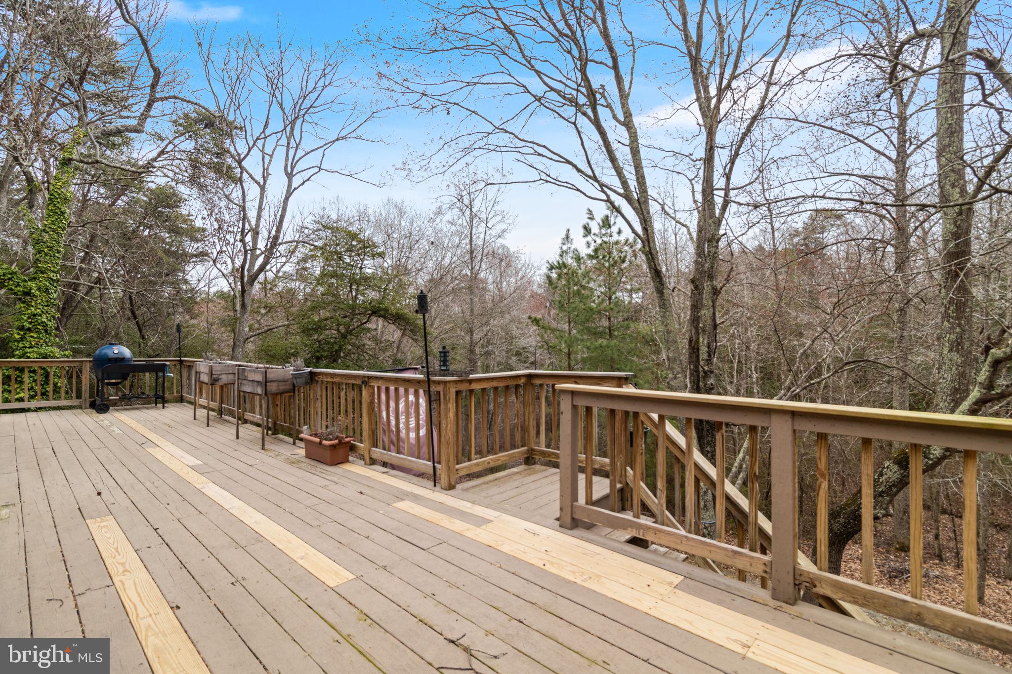 COVE LAKE - Residential