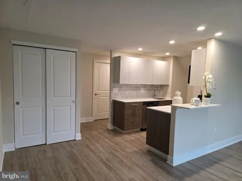 MLS: PAMC2136772
