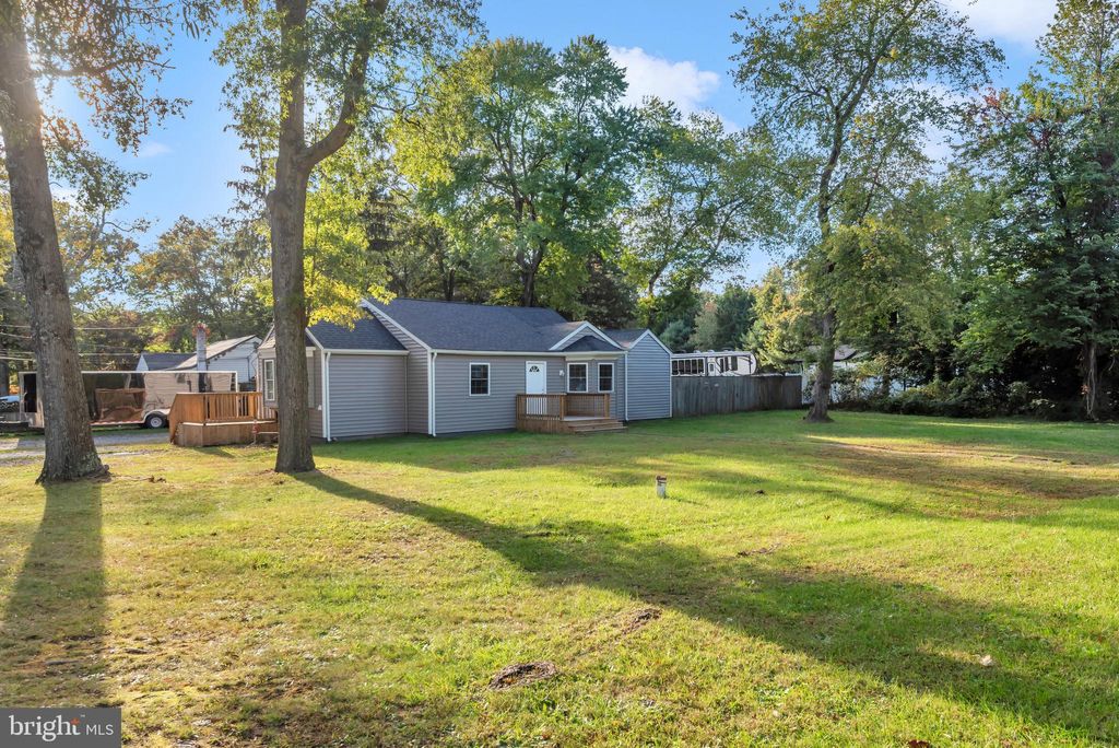Photo of 4477 Mountain Road, LAKE SHORE, MD 21122 (MLS # MDAA2128184)