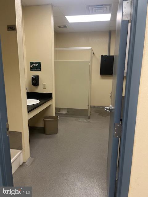 NONE AVAILABLE - Commercial Lease