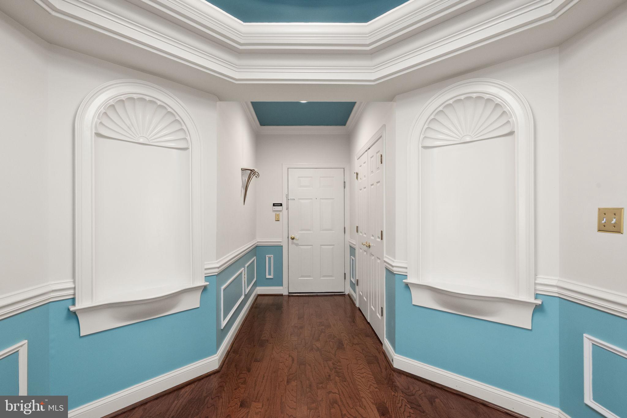 WATERS EDGE - Residential