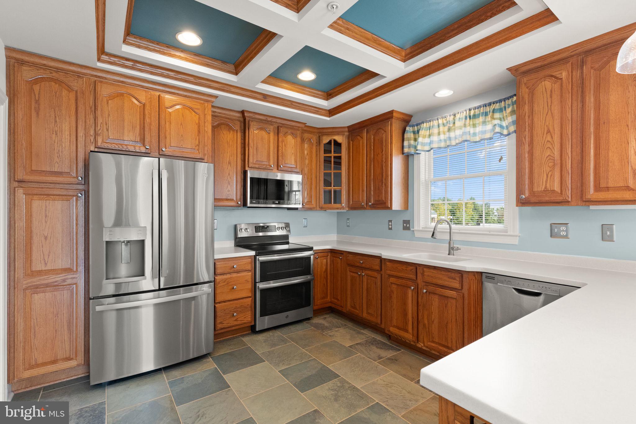 WATERS EDGE - Residential