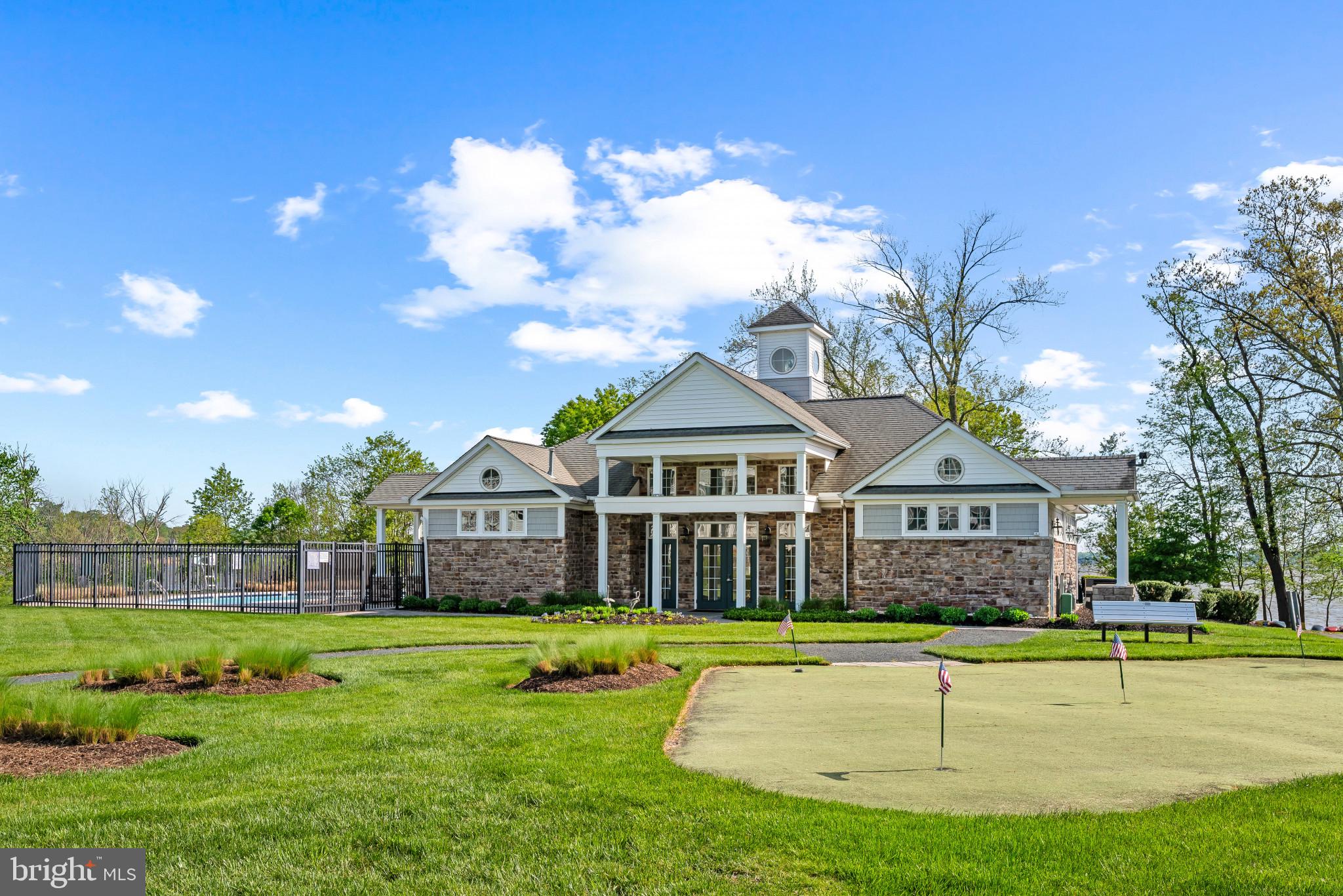 WATERS EDGE - Residential