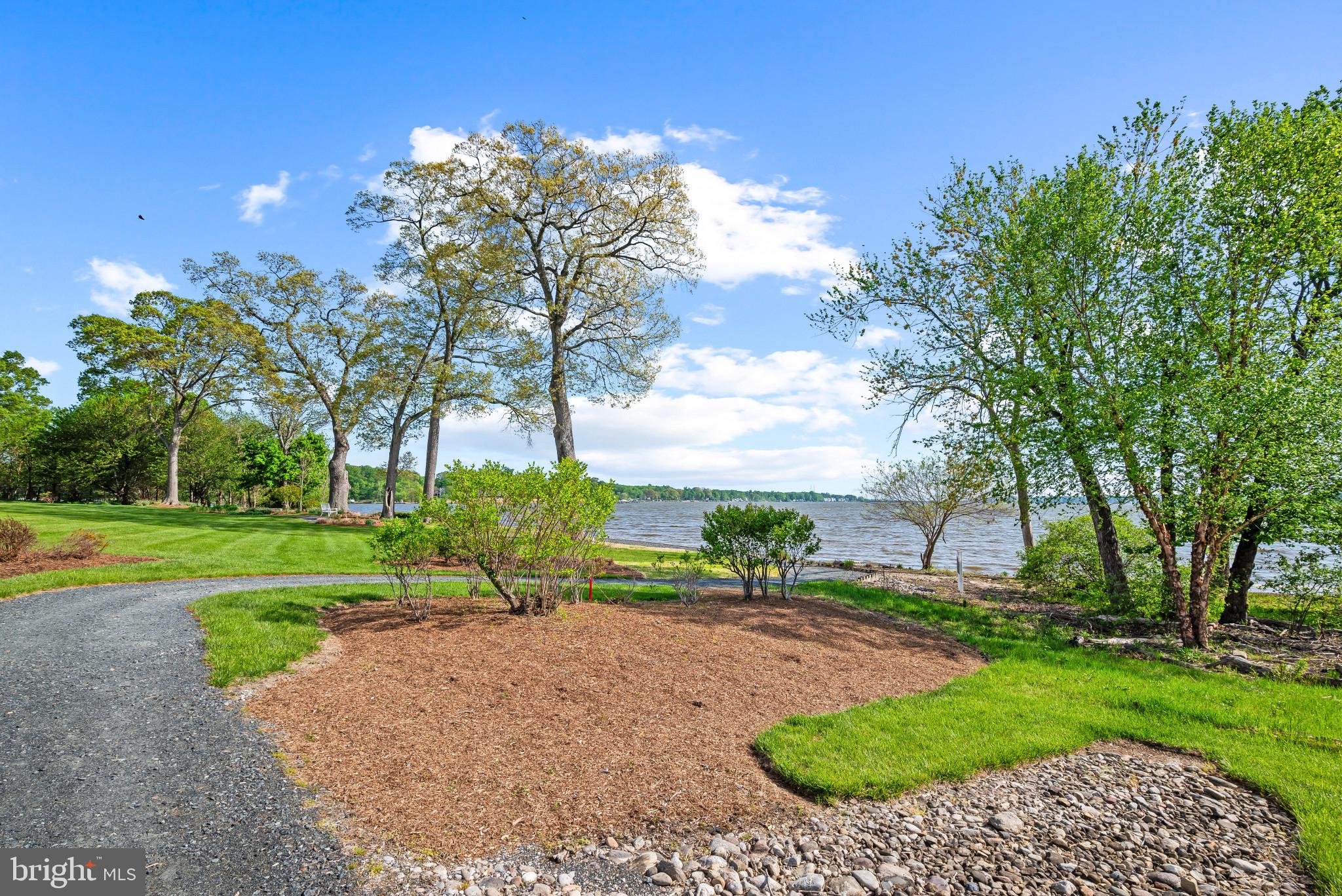 WATERS EDGE - Residential