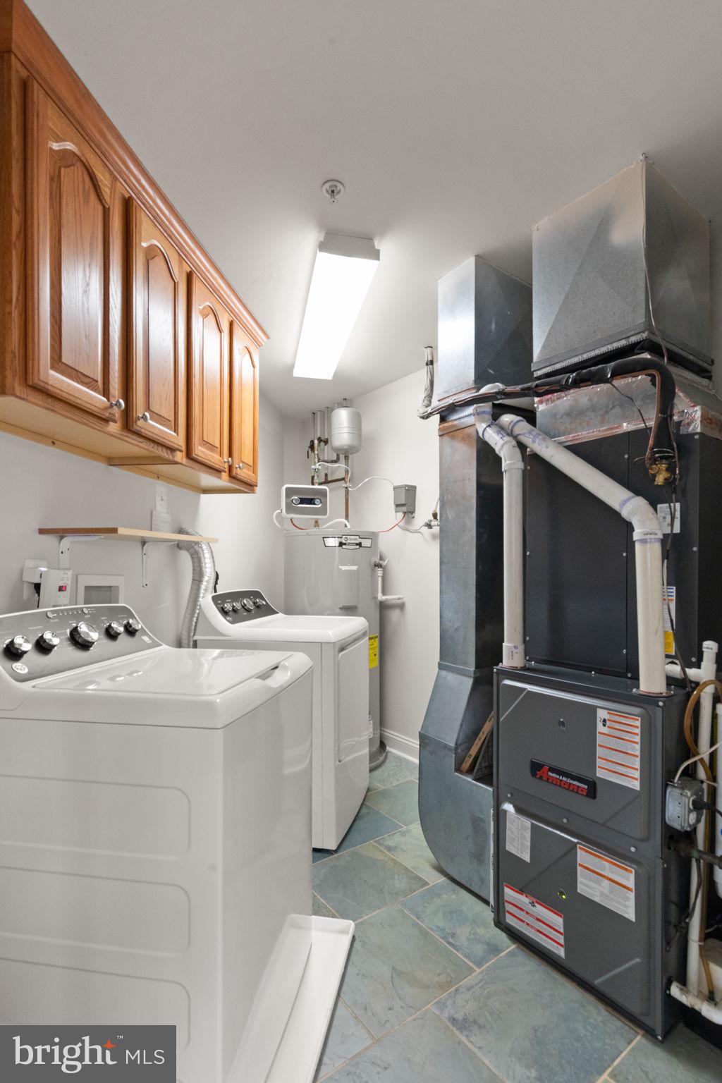 WATERS EDGE - Residential