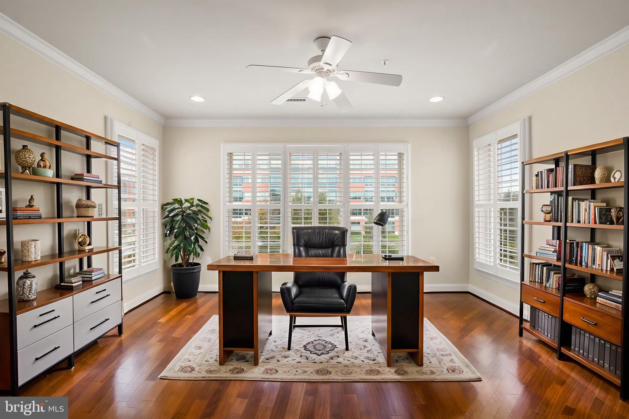 WATERS EDGE - Residential