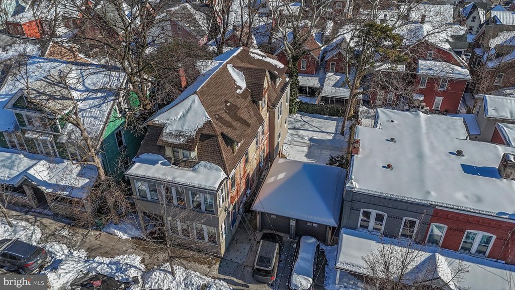 Photo of 431 Cherokee Street, BETHLEHEM, PA 18015 (MLS # PANH2009376)