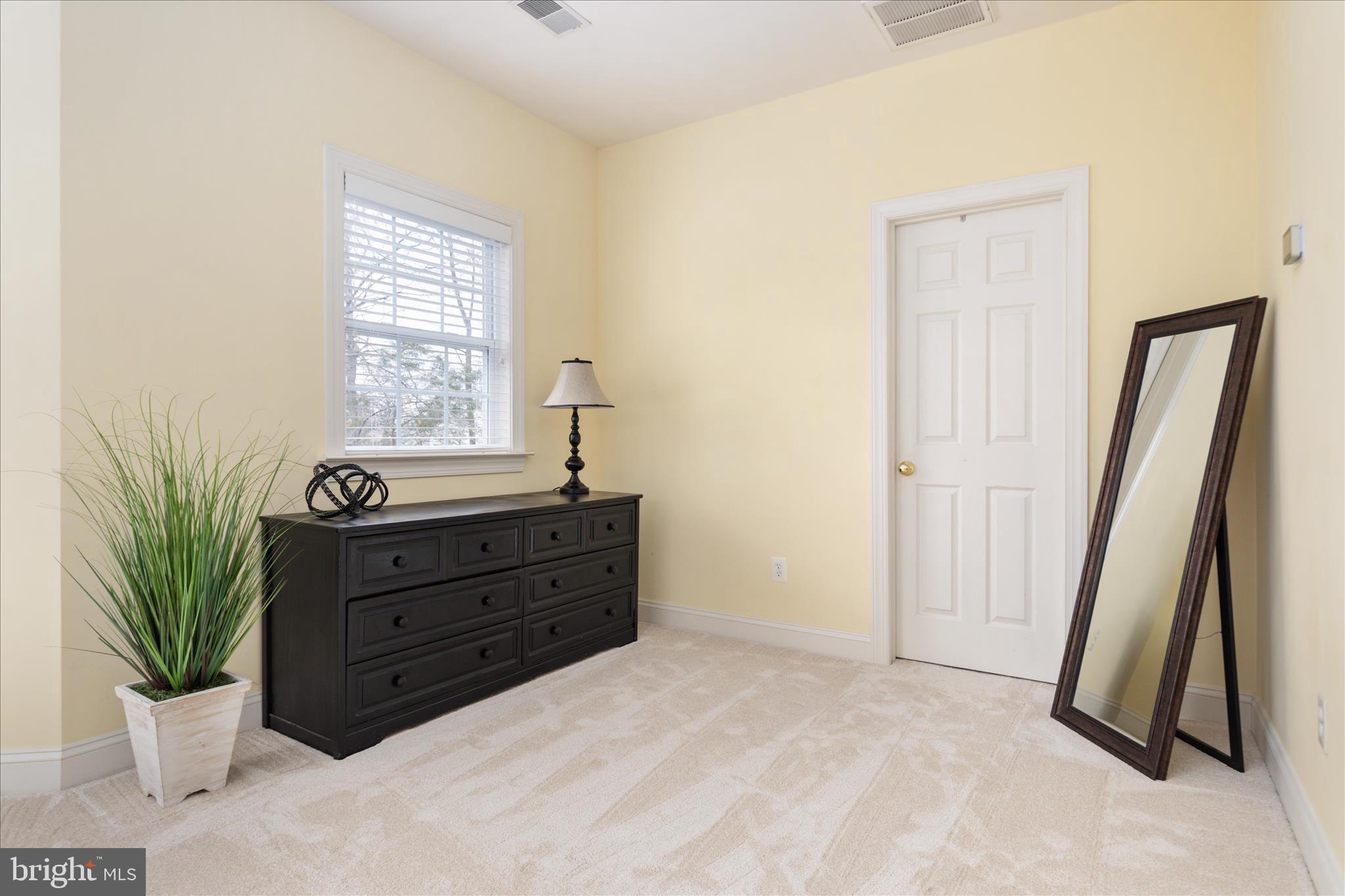 MIDDLEBROOKS GARDEN - Residential