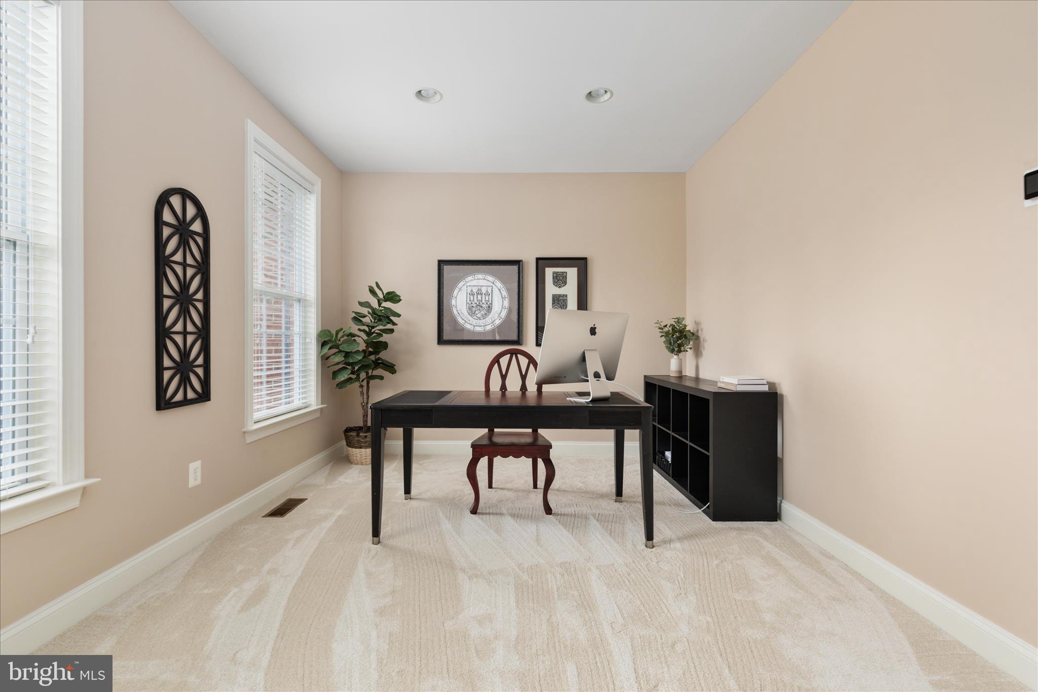 MIDDLEBROOKS GARDEN - Residential