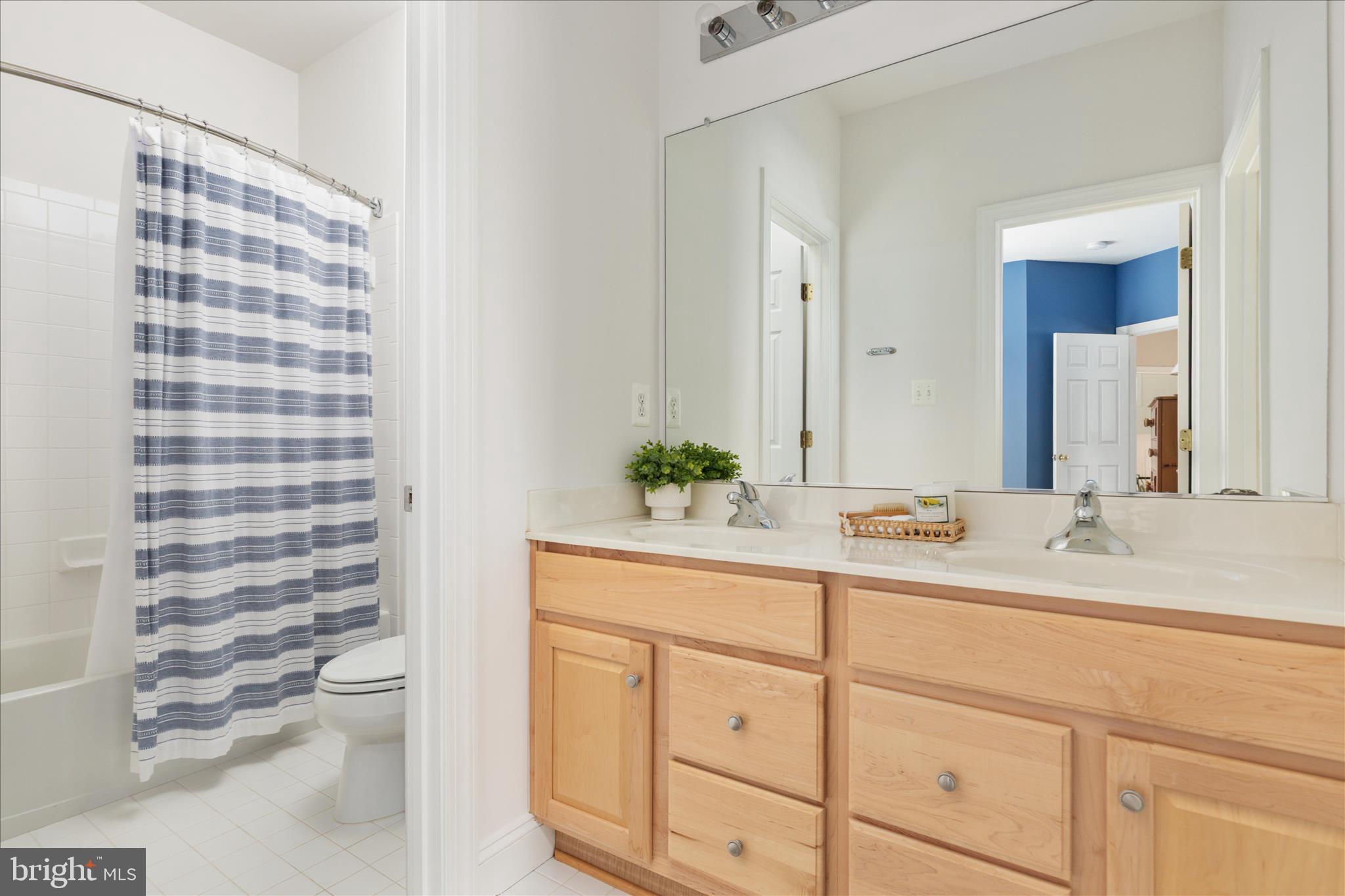 MIDDLEBROOKS GARDEN - Residential