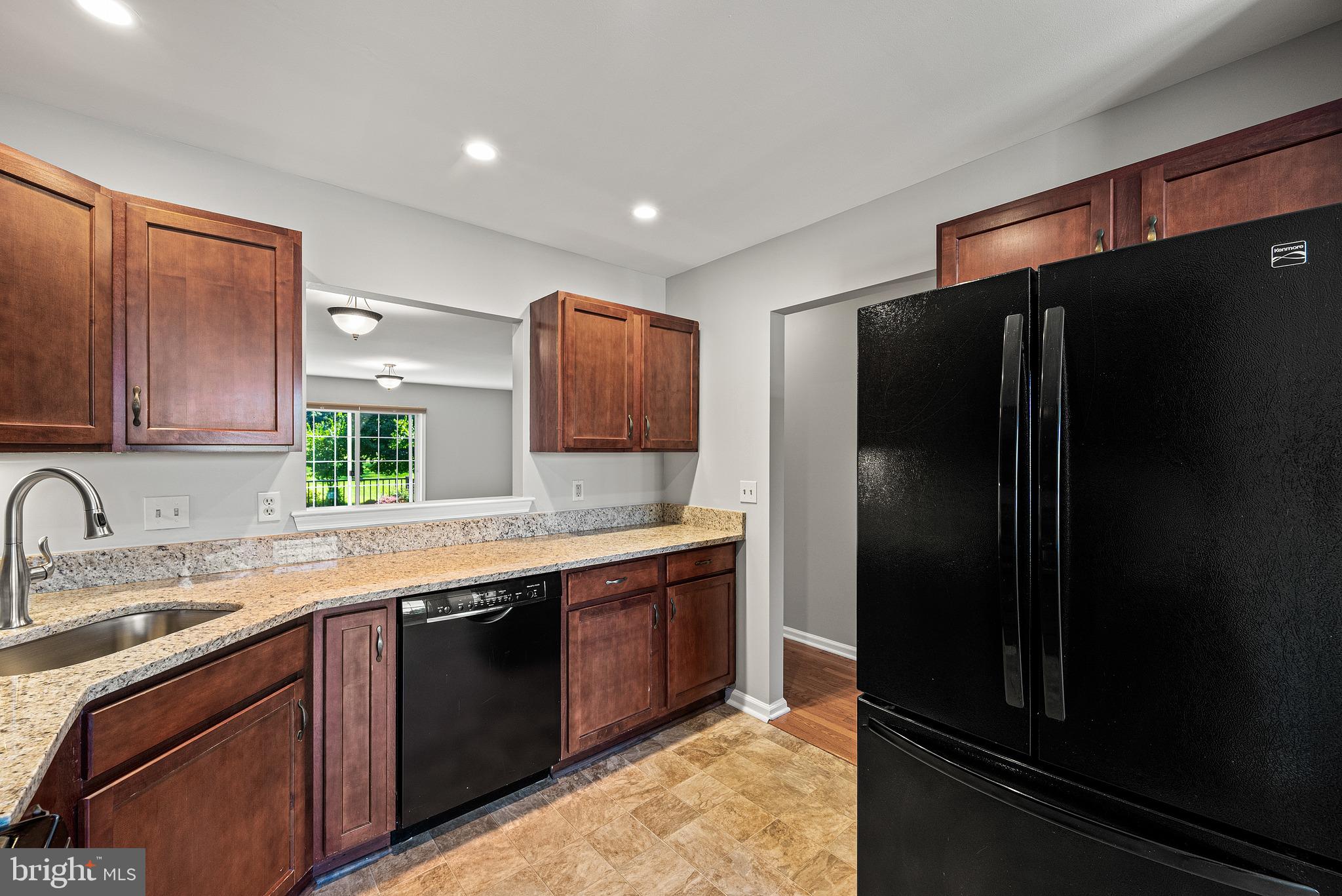 69 HORSESHOE DRIVE 7