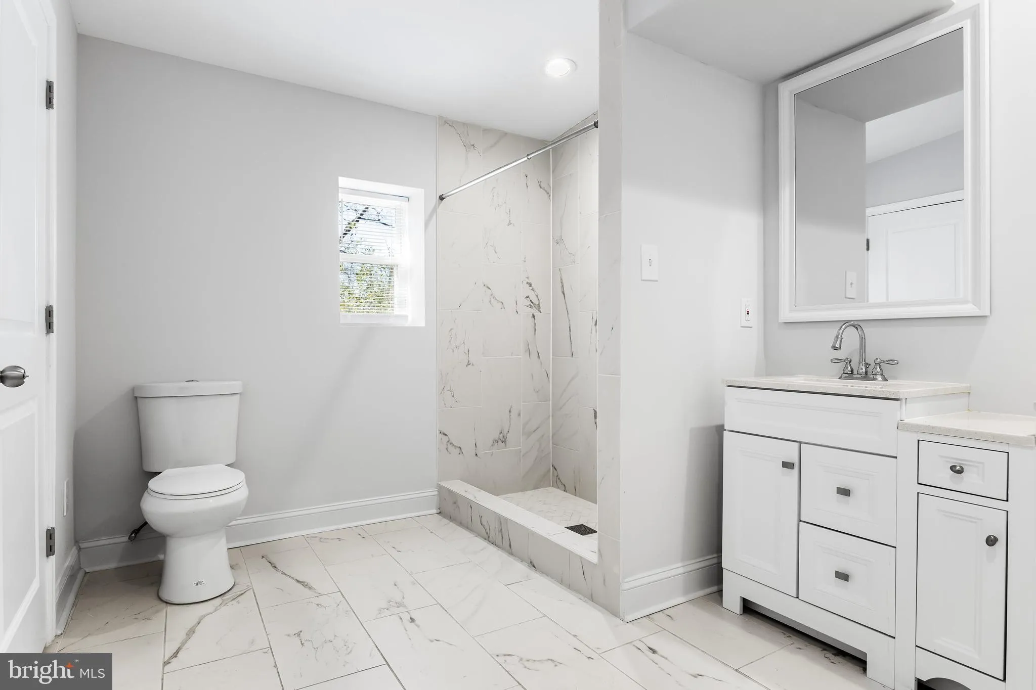 Medford, New Jersey 08055, United States, 3 Bedrooms Bedrooms, ,3 BathroomsBathrooms,Residential,Pending,33392