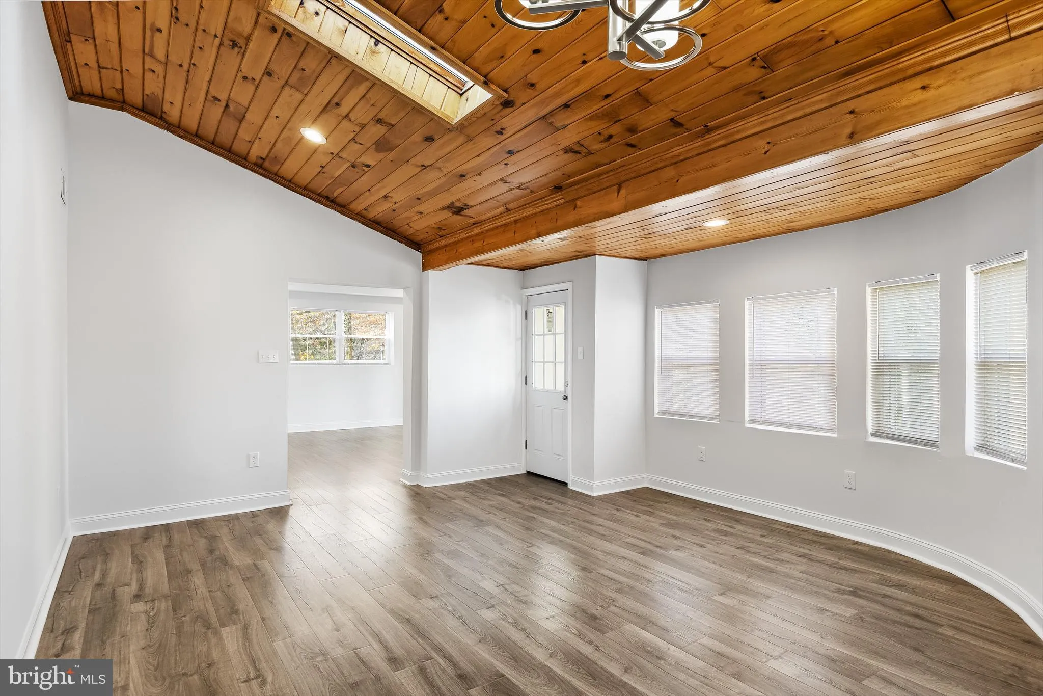 Medford, New Jersey 08055, United States, 3 Bedrooms Bedrooms, ,3 BathroomsBathrooms,Residential,Pending,33392