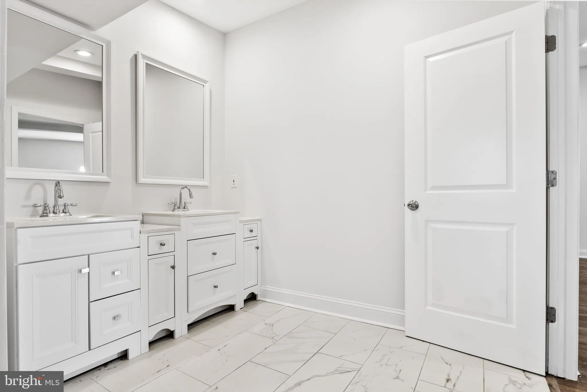 Medford, New Jersey 08055, United States, 3 Bedrooms Bedrooms, ,3 BathroomsBathrooms,Residential,Pending,33392