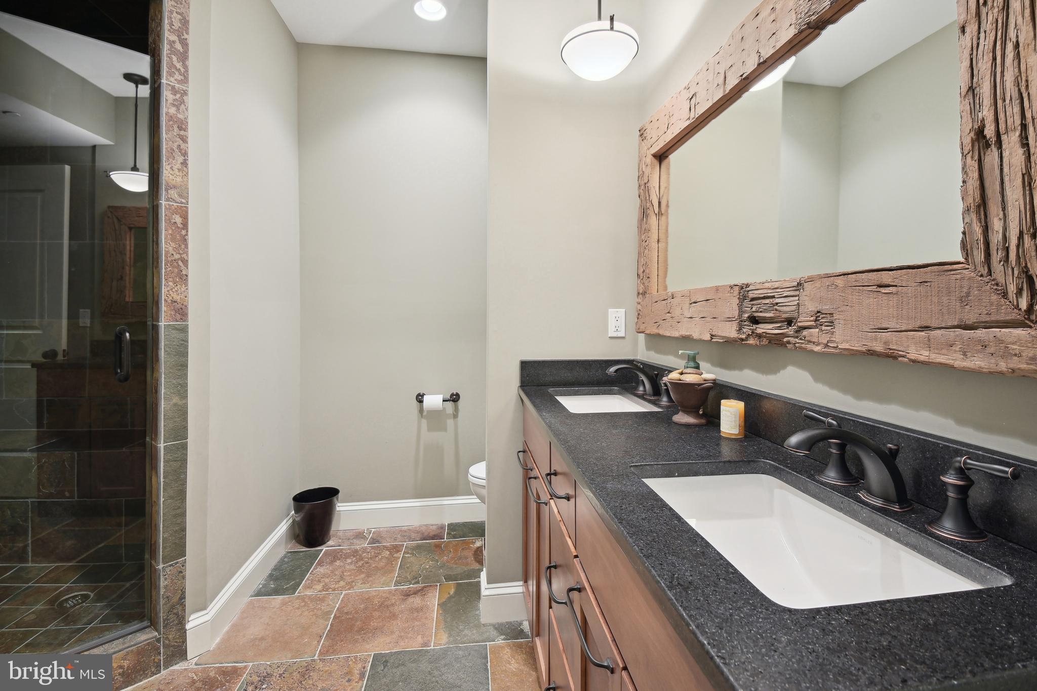 KENTSDALE ESTATES - Residential