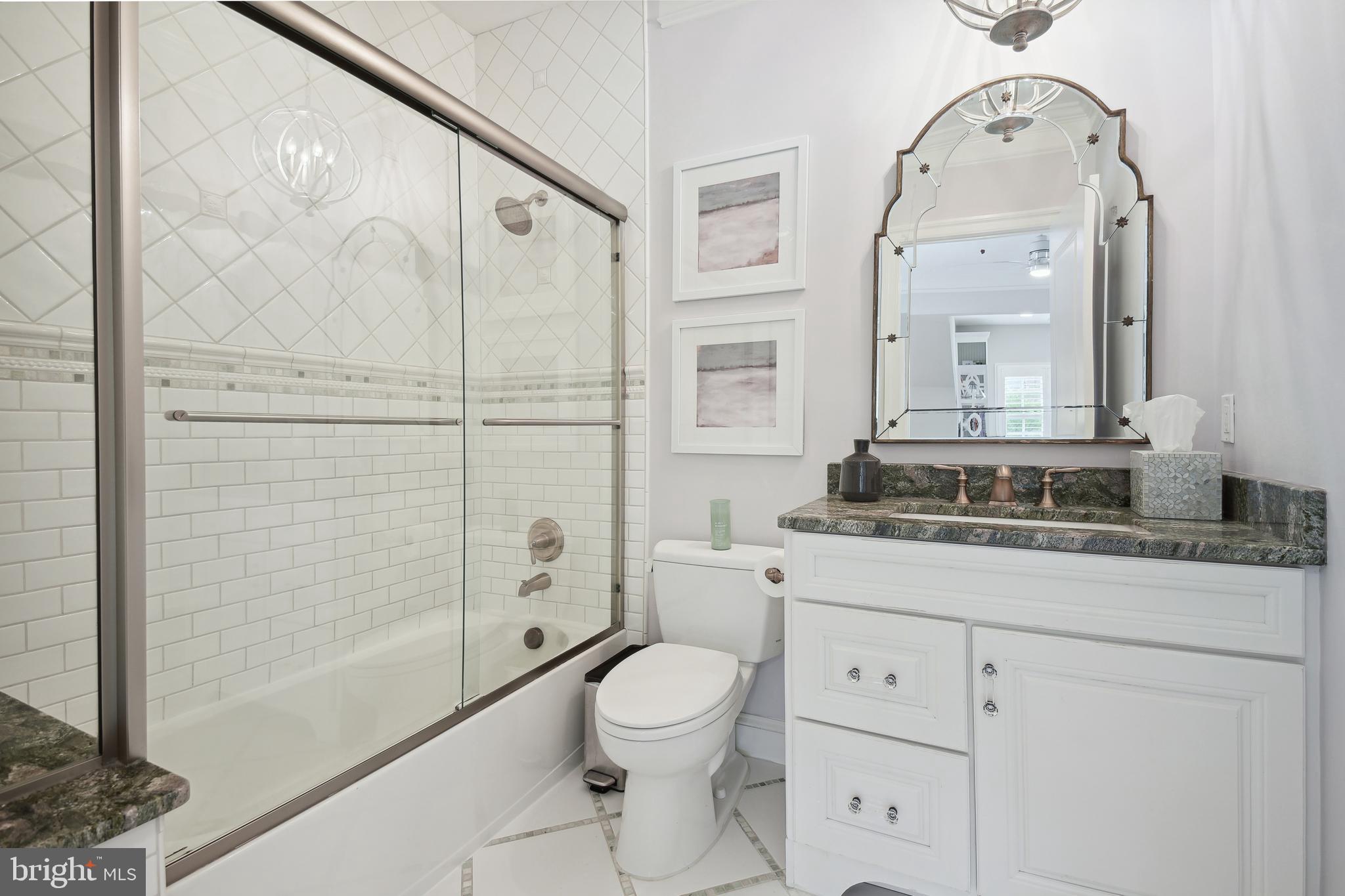 KENTSDALE ESTATES - Residential