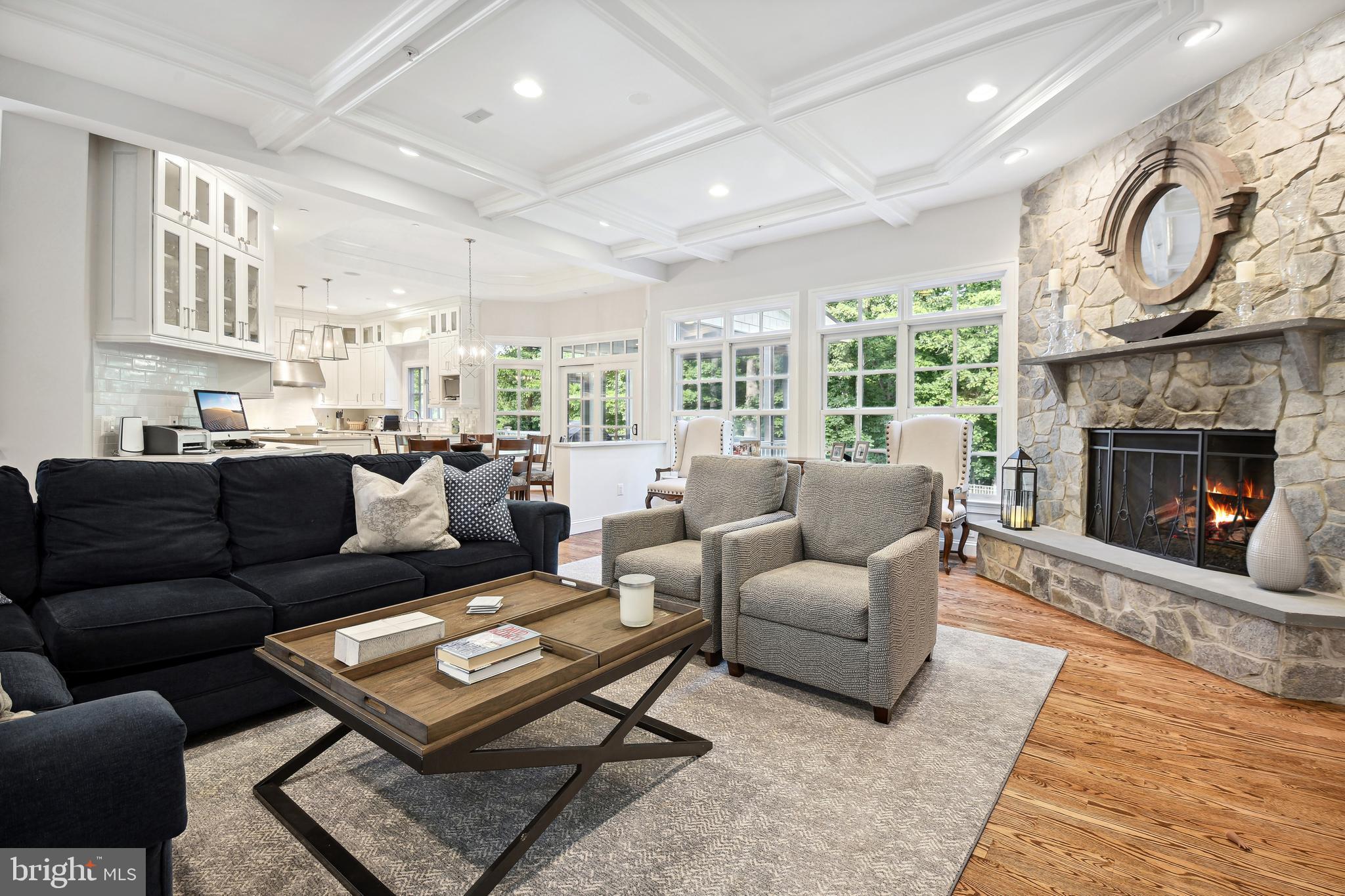 KENTSDALE ESTATES - Residential