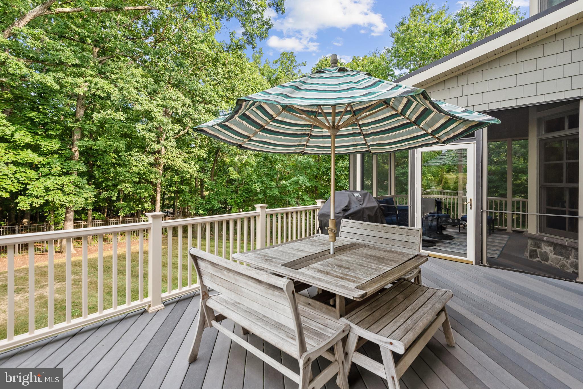 KENTSDALE ESTATES - Residential