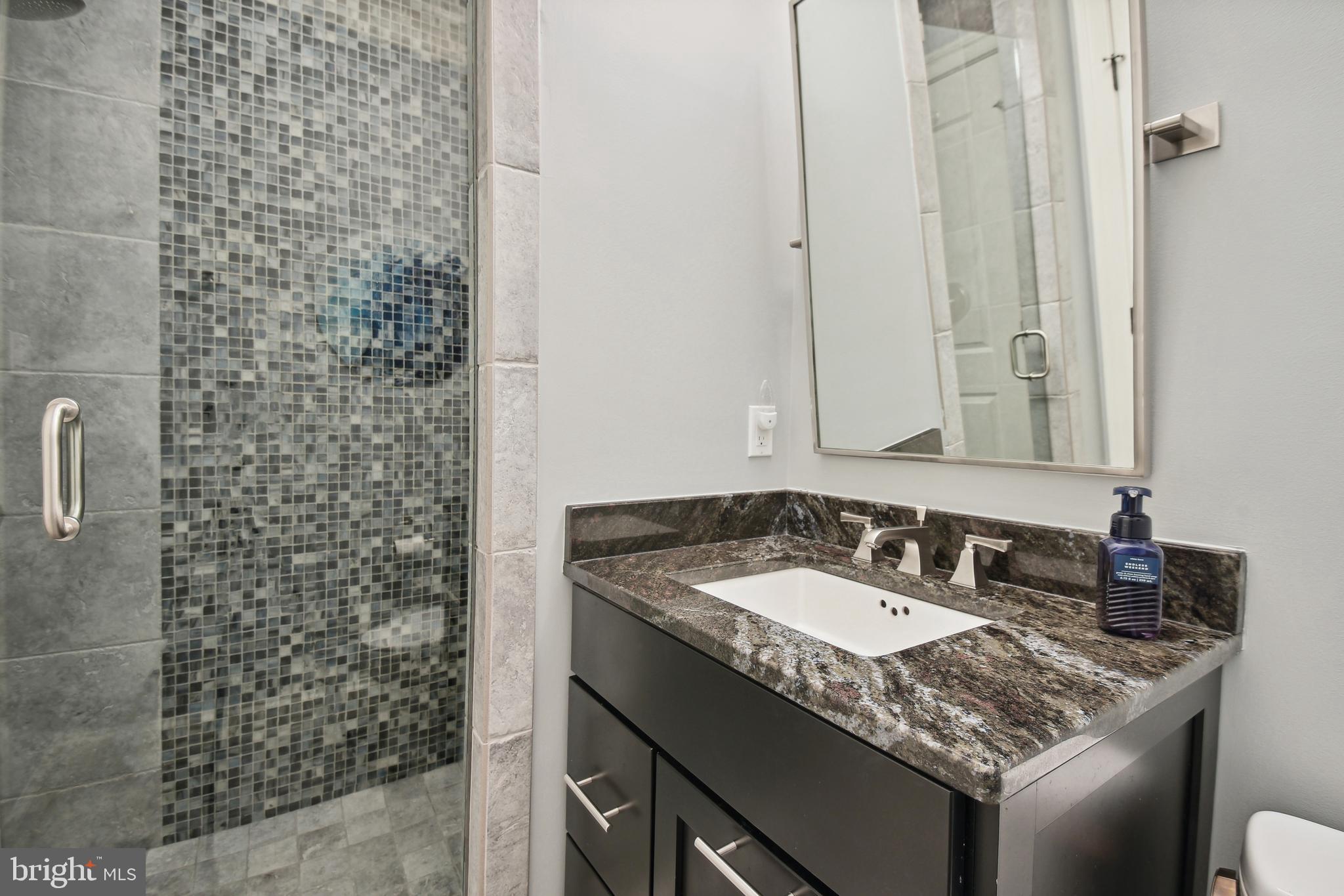 KENTSDALE ESTATES - Residential