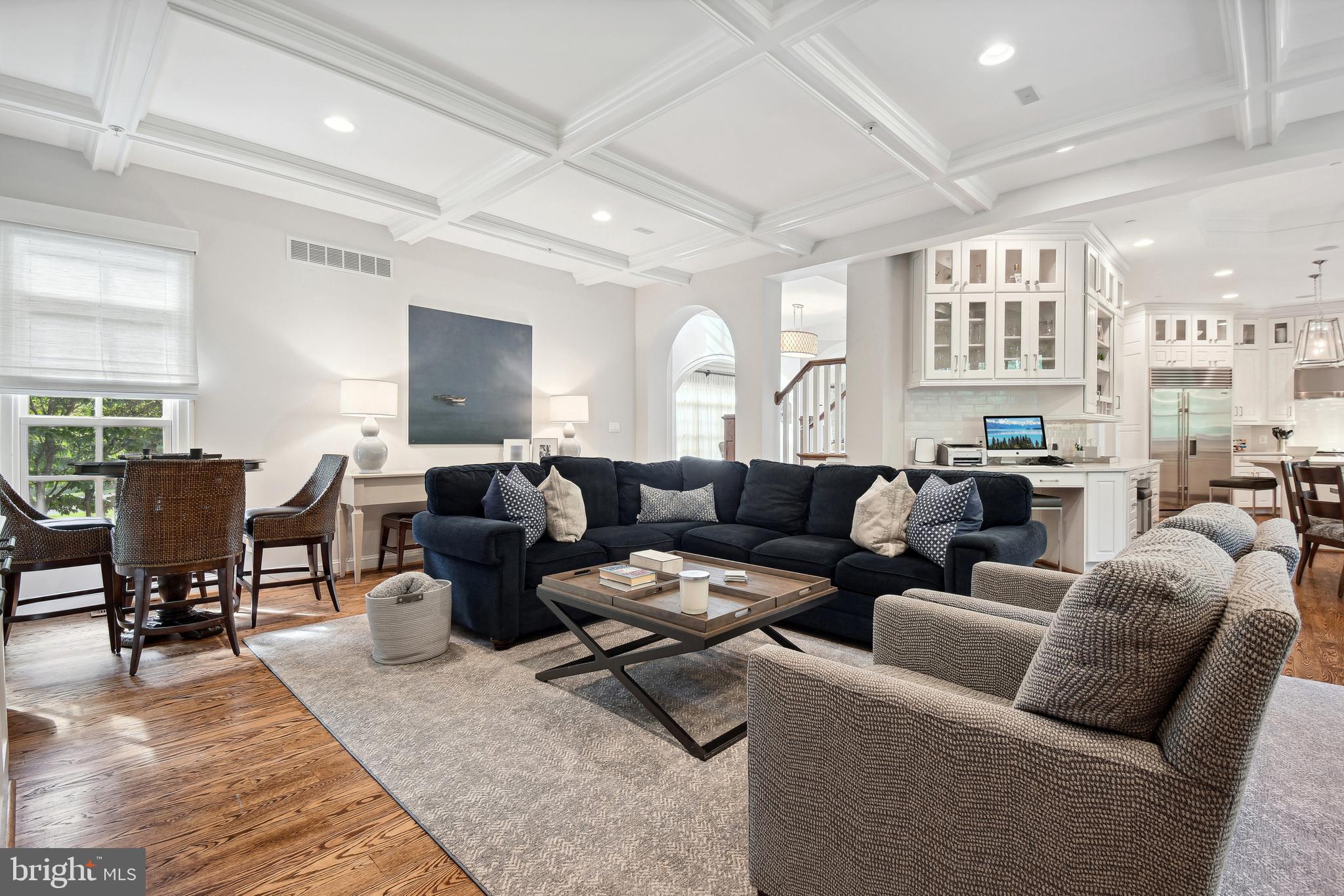 KENTSDALE ESTATES - Residential