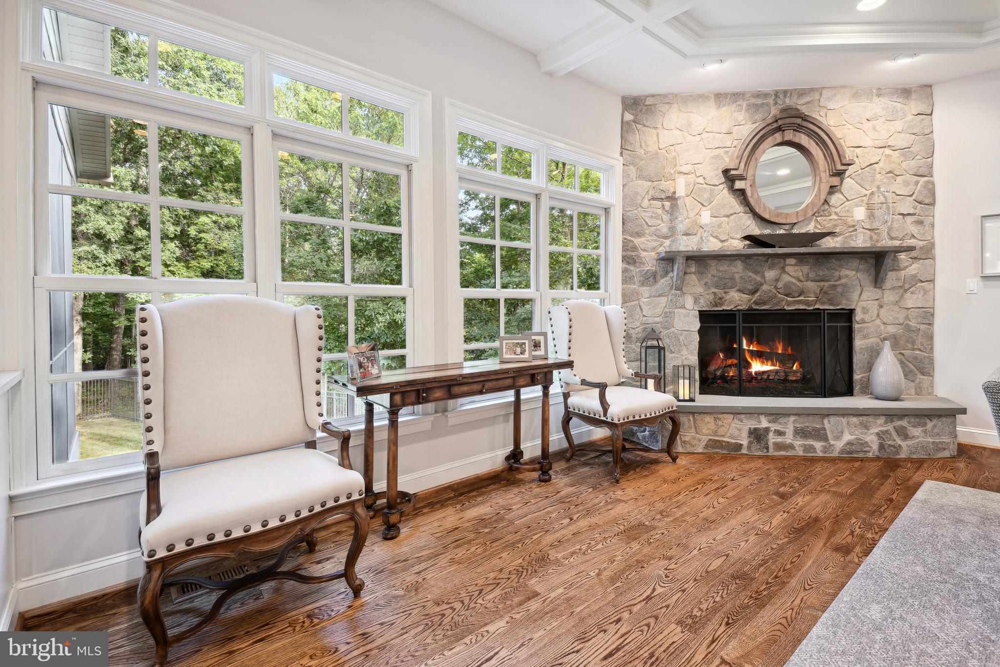 KENTSDALE ESTATES - Residential