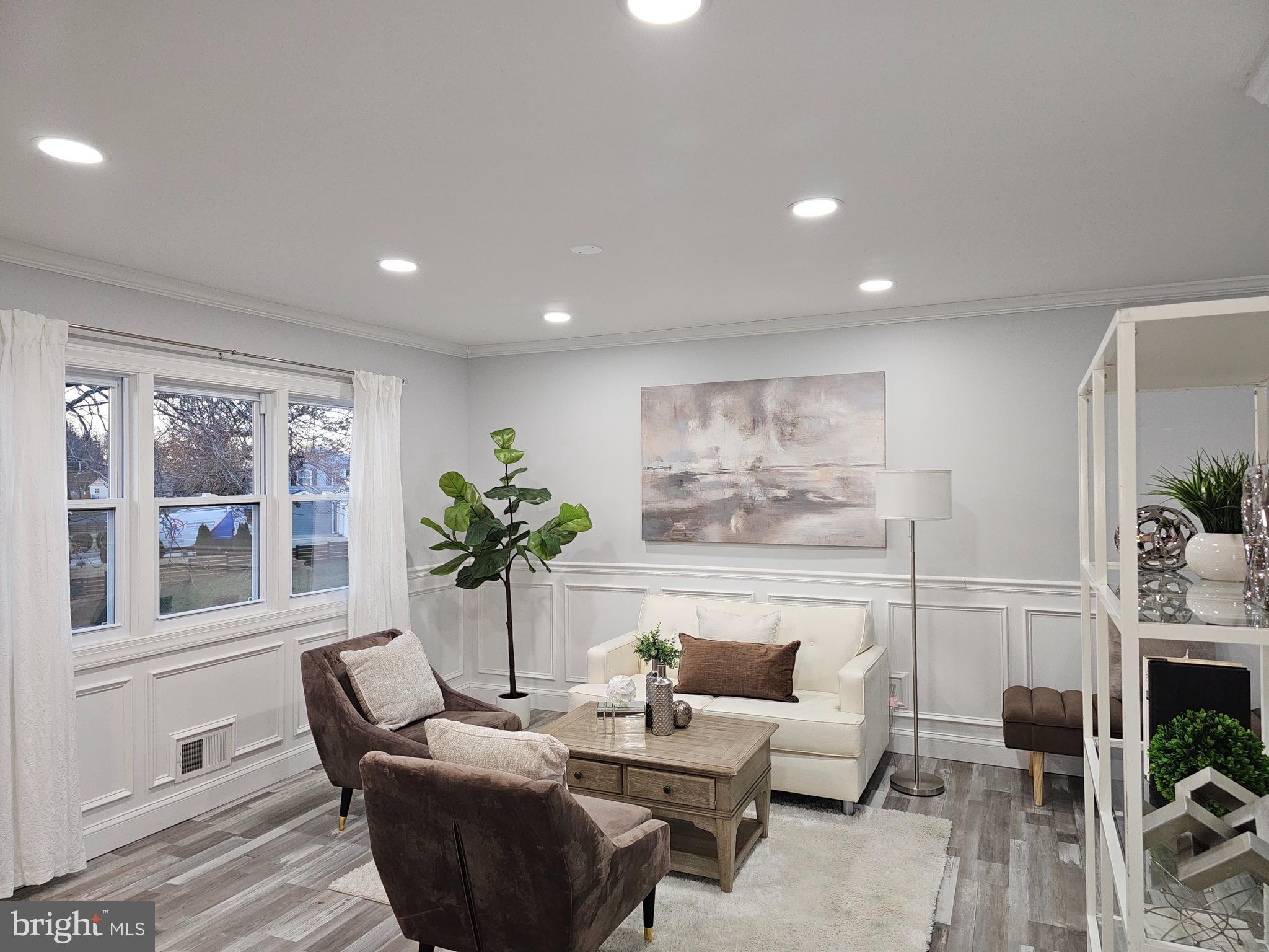 7 SEELEY DRIVE