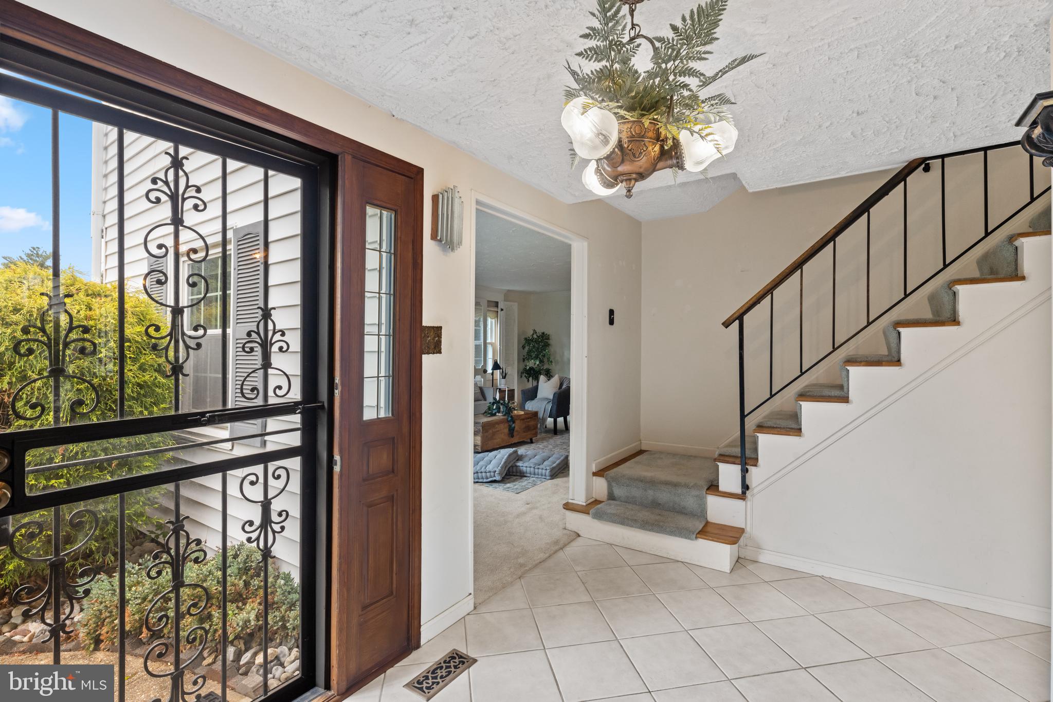 POINTER RIDGE - Residential