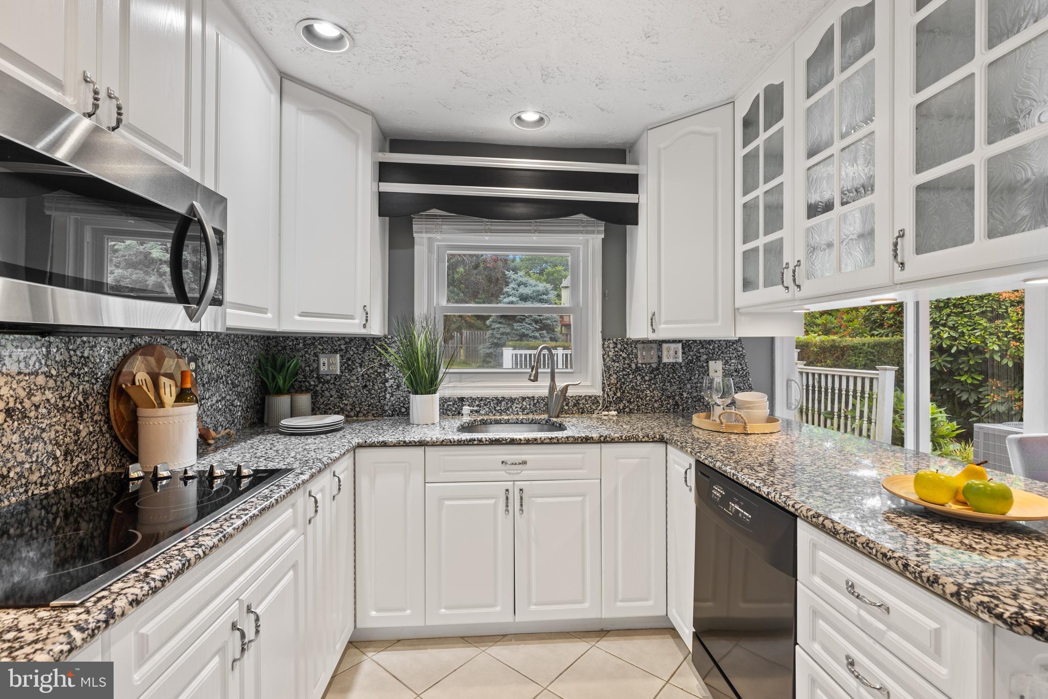 POINTER RIDGE - Residential