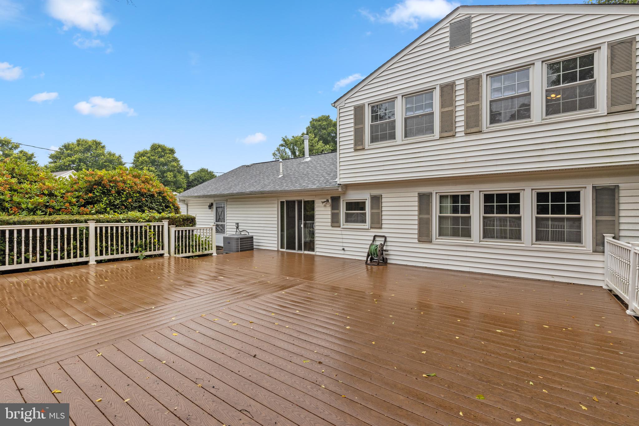 POINTER RIDGE - Residential