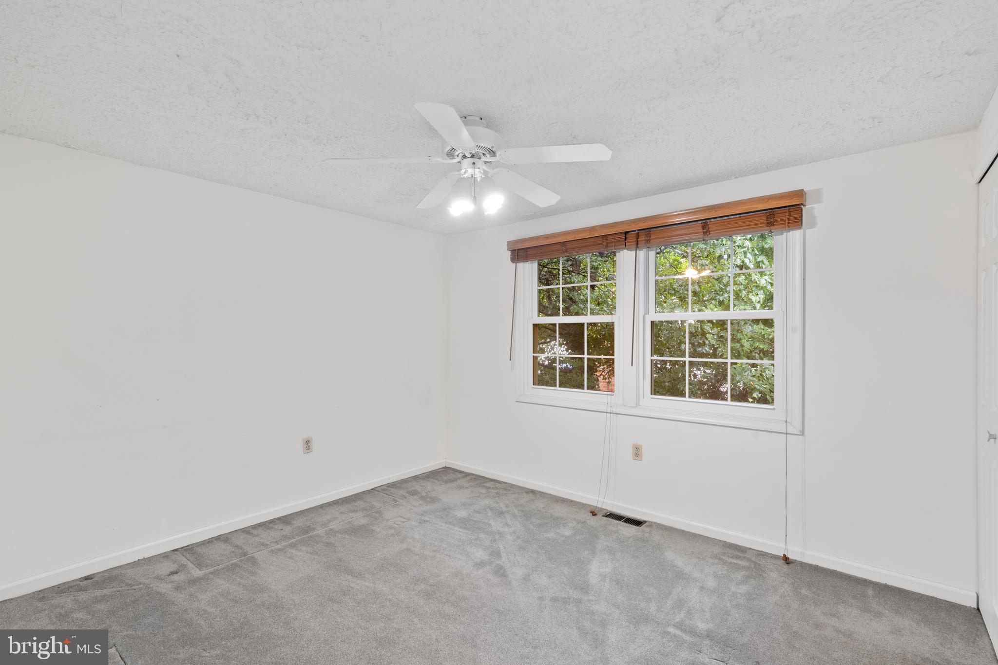 POINTER RIDGE - Residential