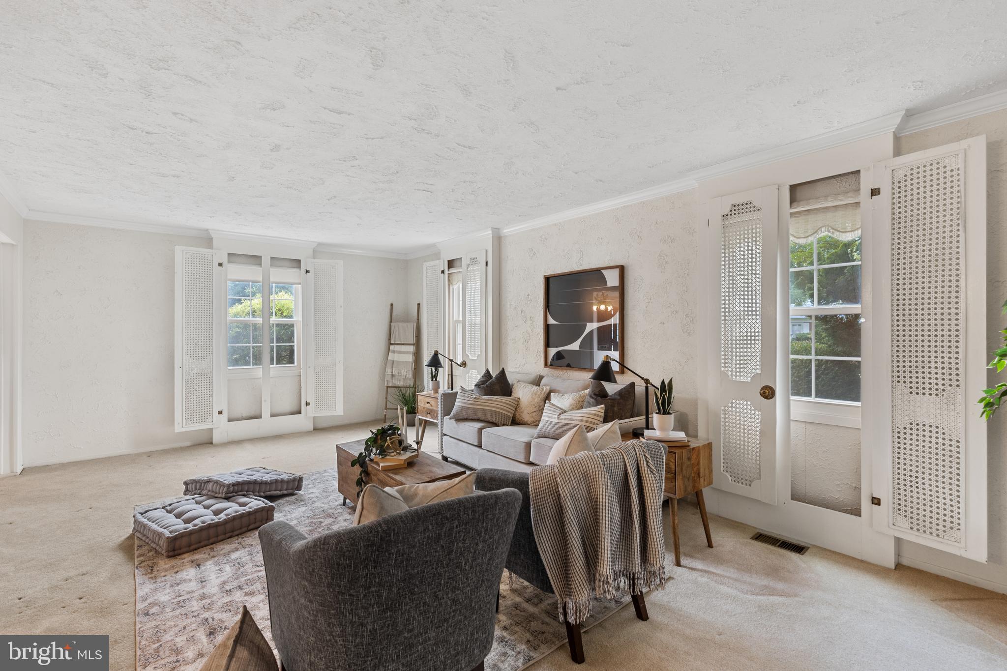 POINTER RIDGE - Residential