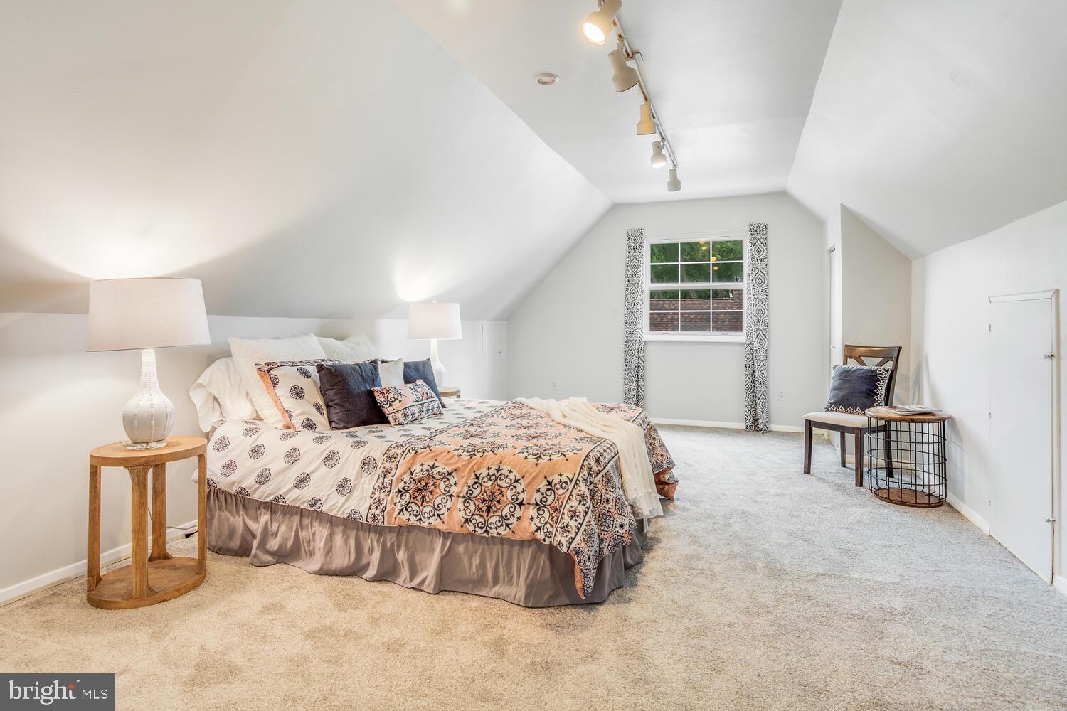 HARBOR VIEW - Residential