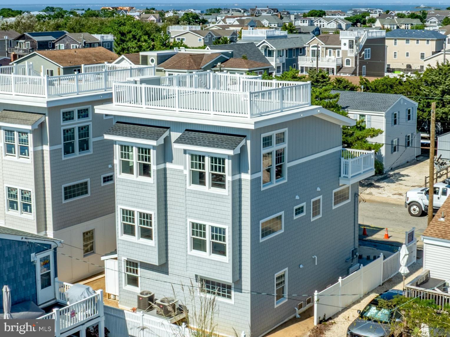 10 MARSHALL AVENUE A
