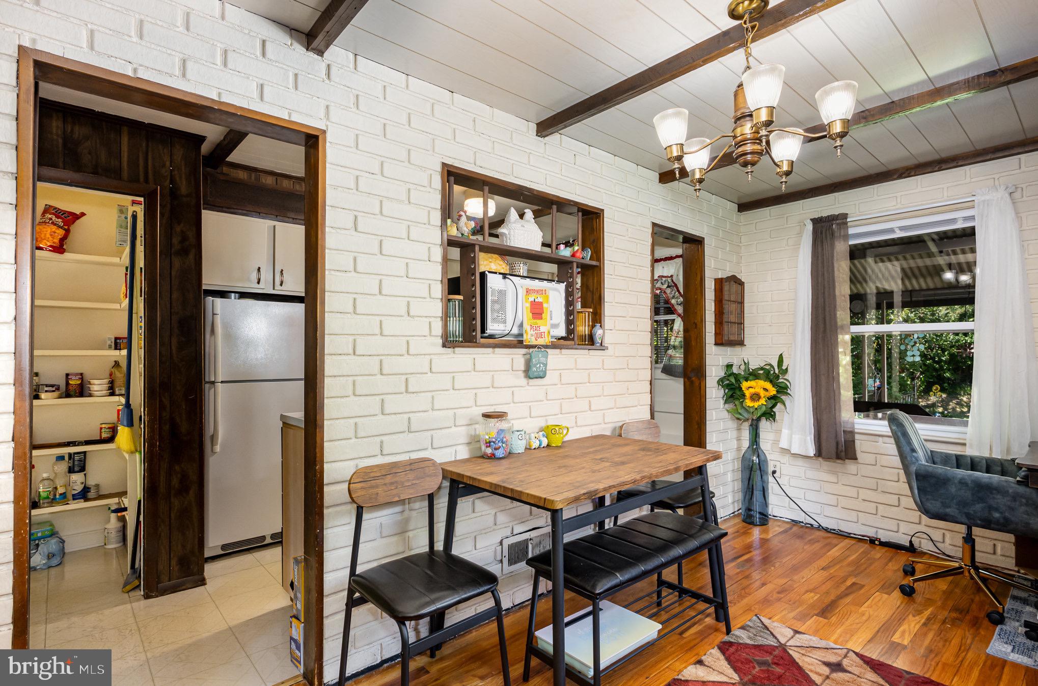 KEN KNOLL - Residential