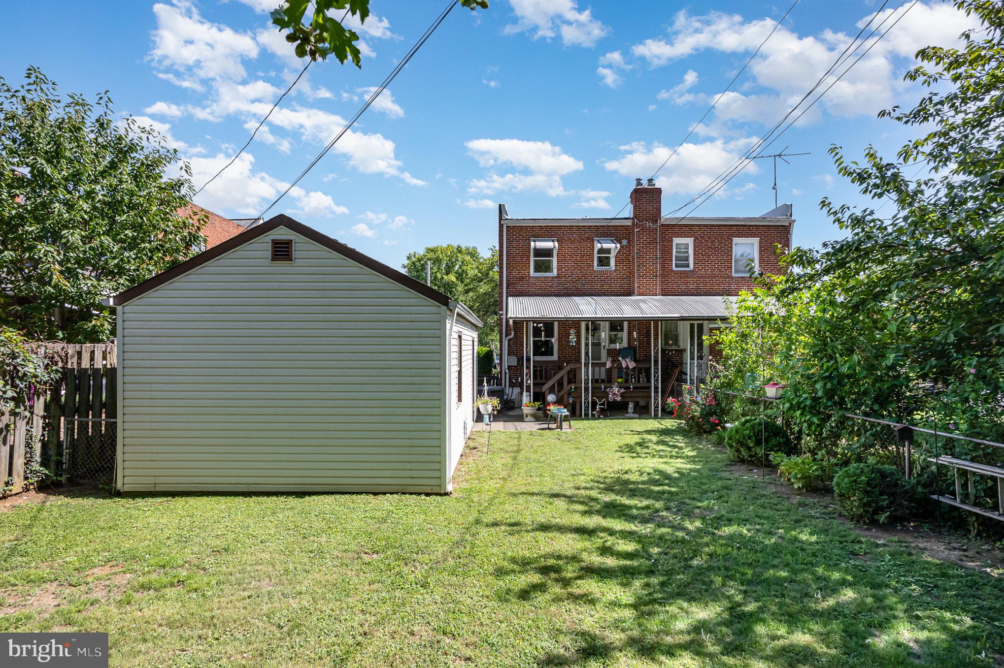 KEN KNOLL - Residential