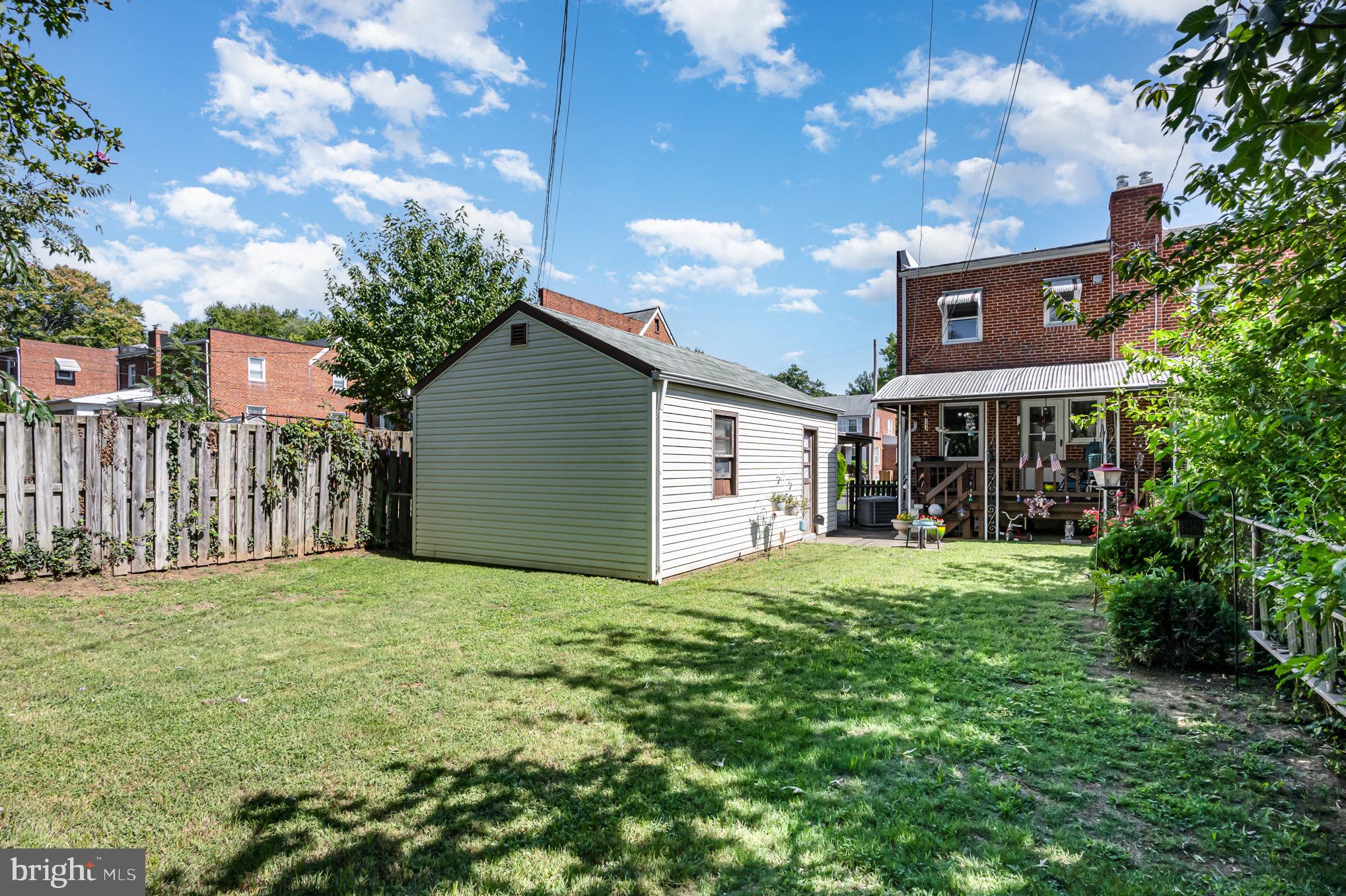 KEN KNOLL - Residential