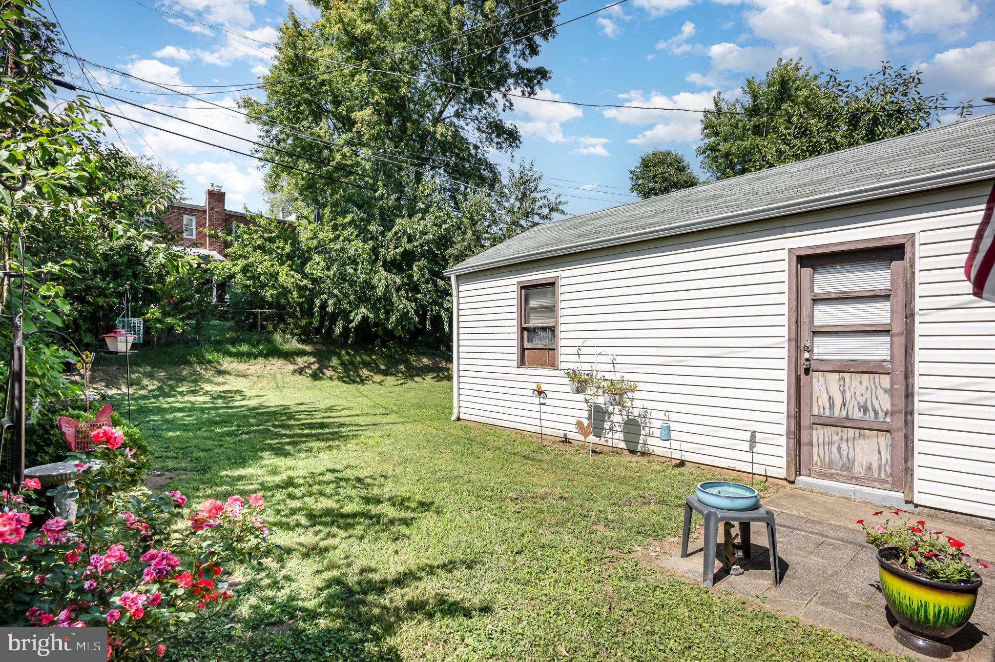 KEN KNOLL - Residential