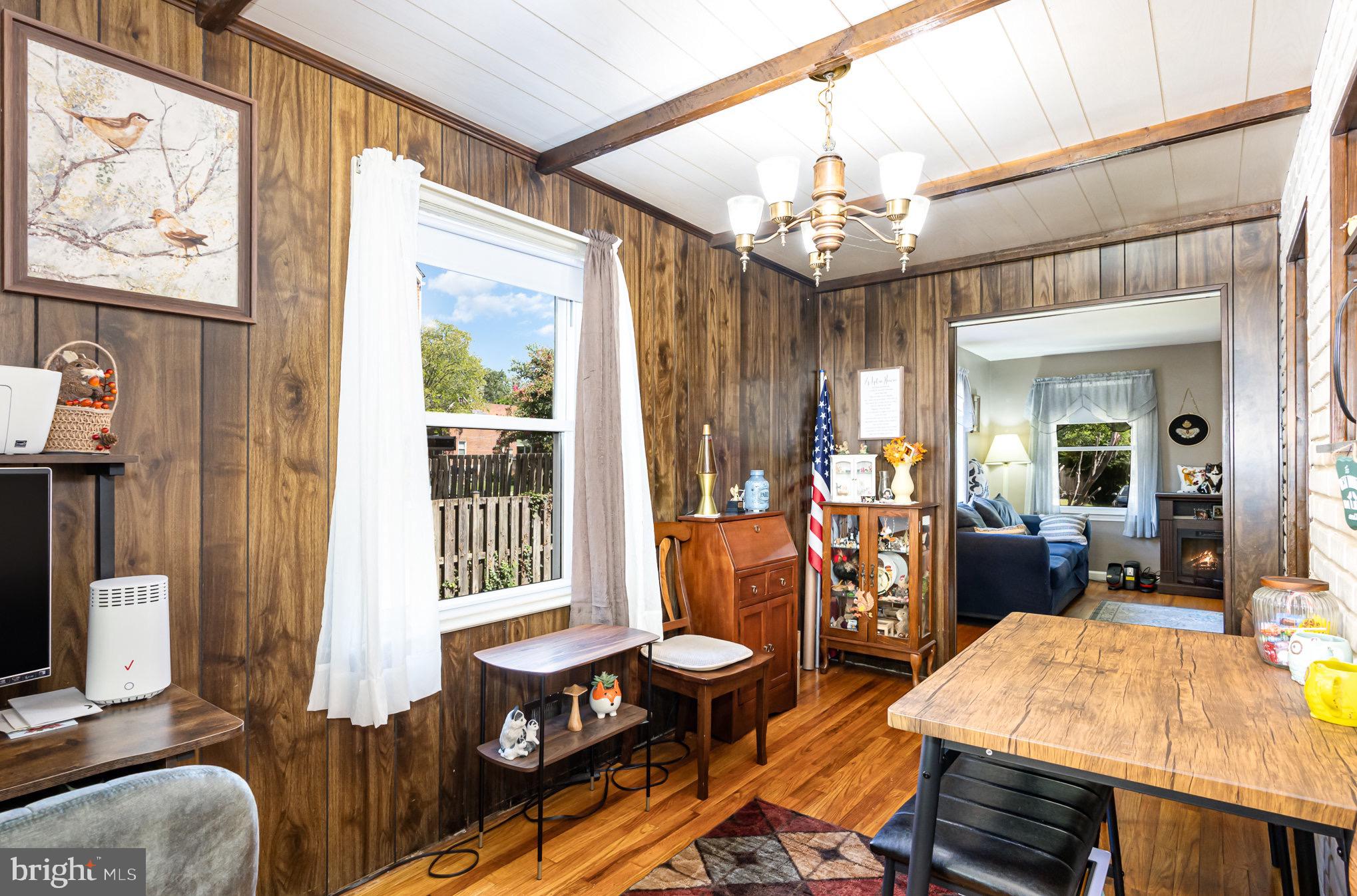 KEN KNOLL - Residential