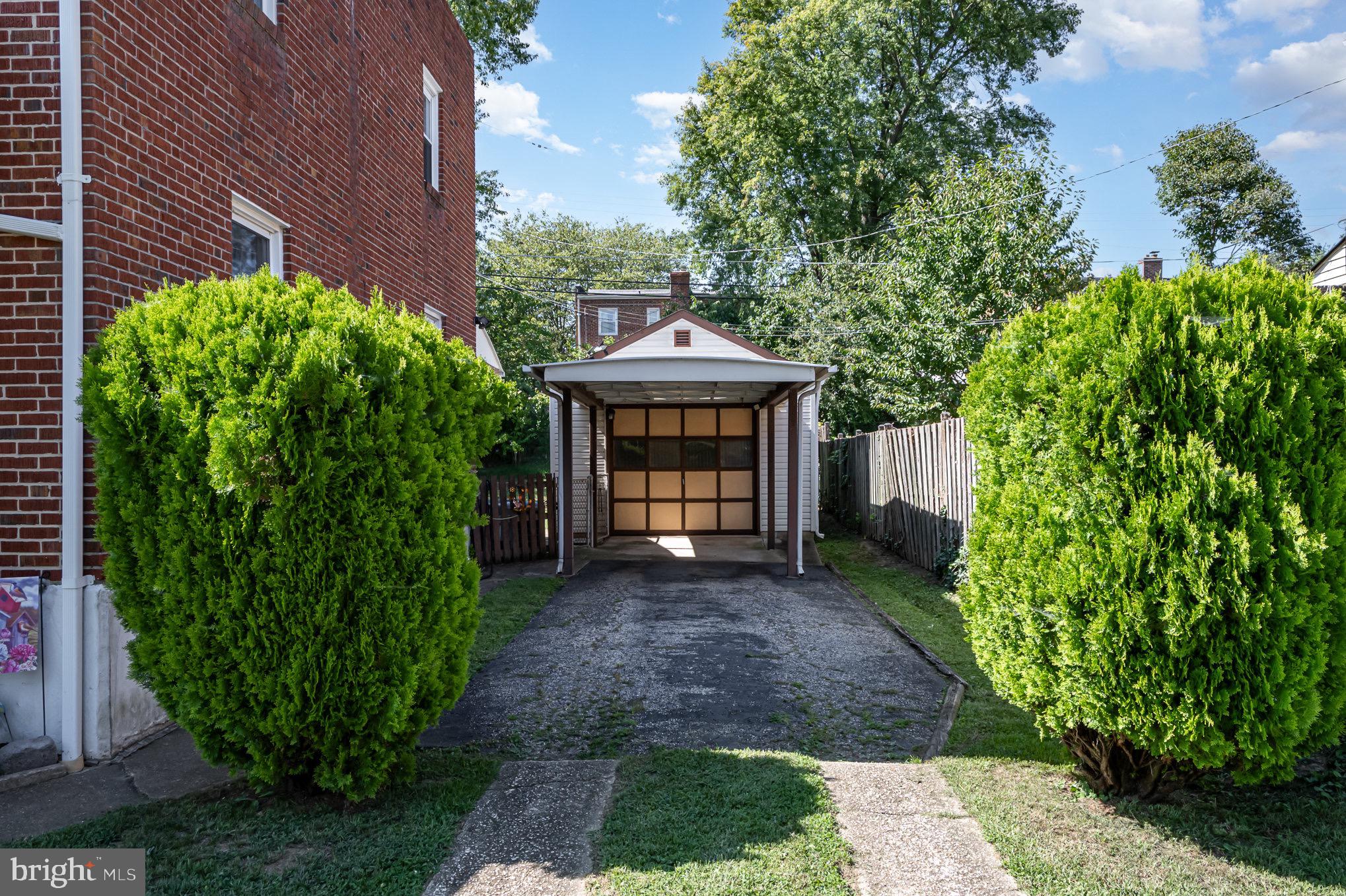 KEN KNOLL - Residential