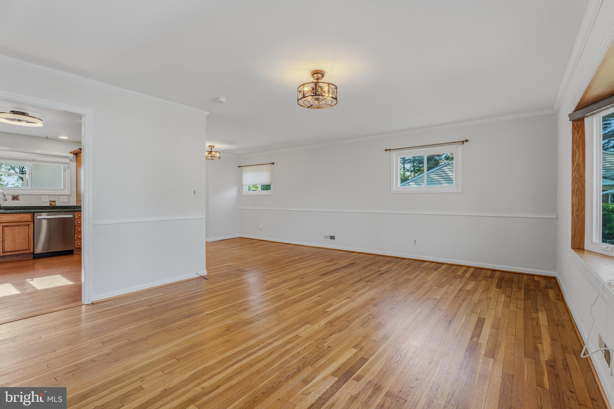YORK MANOR - Residential